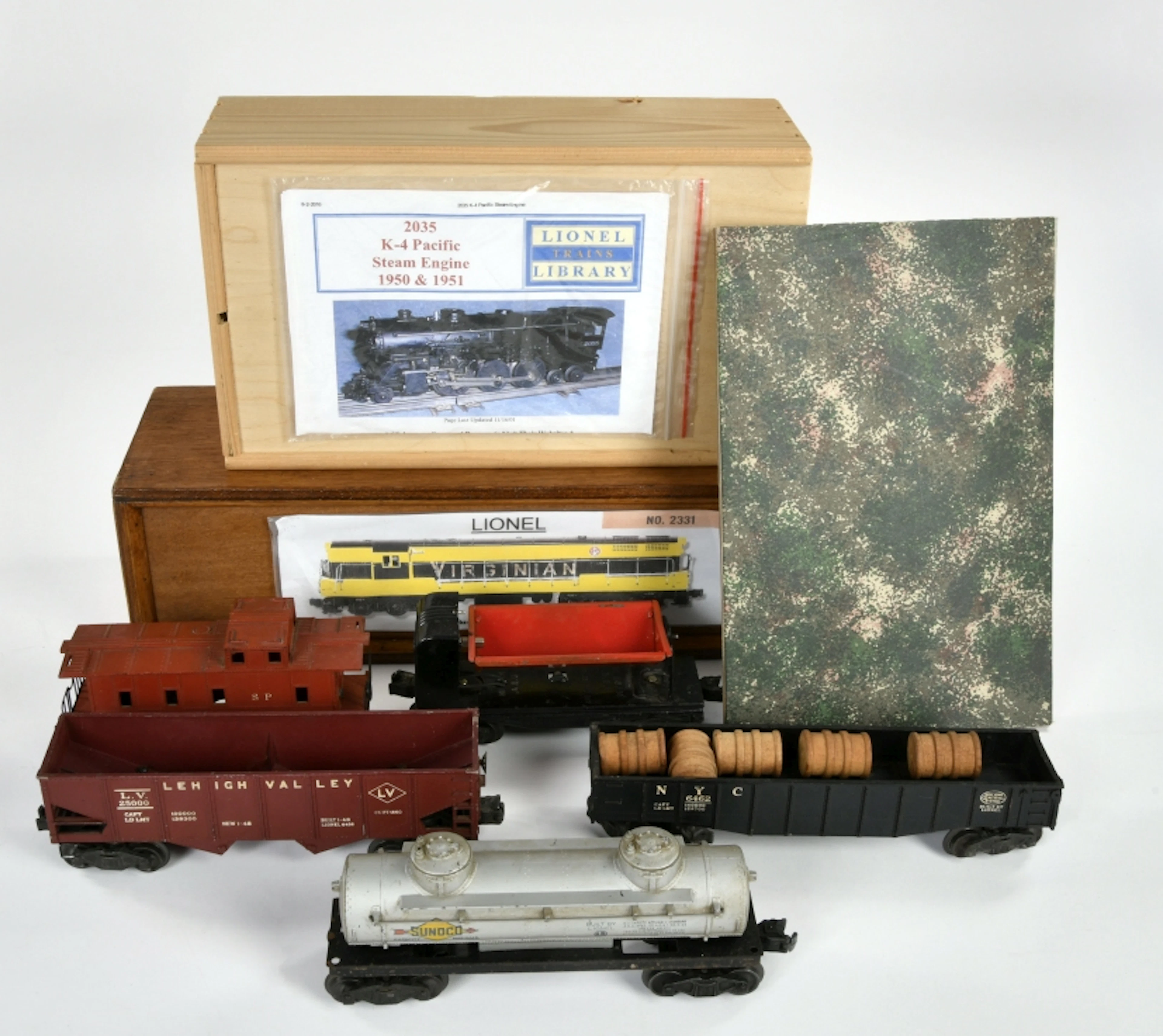 Lionel, Pacific Train 2035, Virginian 2331 & div. Wagen
