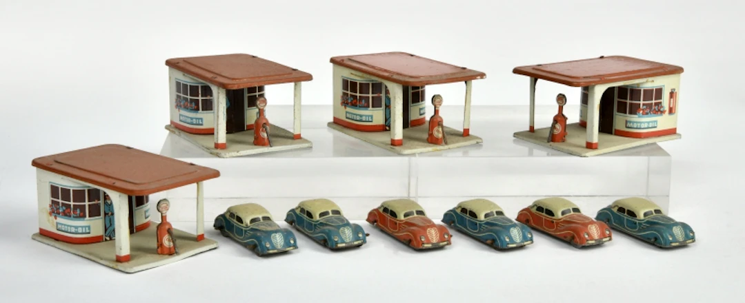 Fischer, 4 Penny Toy Tankstellen mit Fahrzeugen