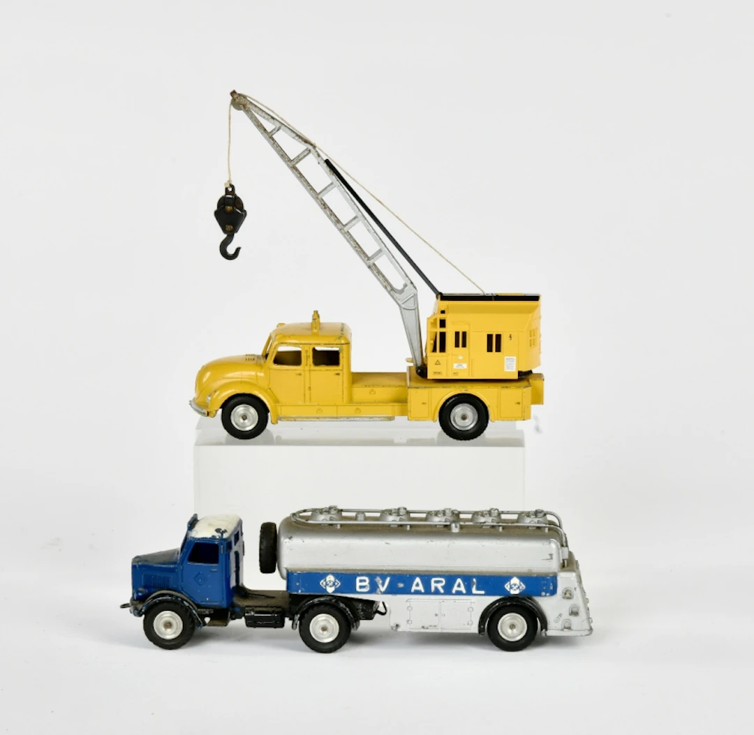 Märklin, Aral Tankwagen und Kranwagen