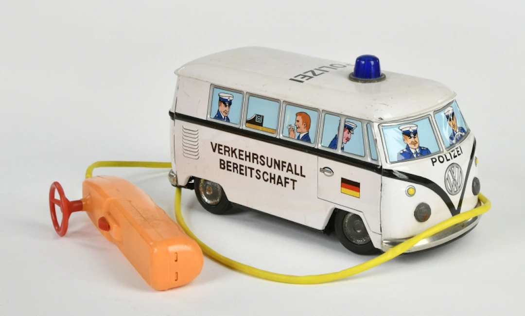 VW Bus "Verkehrsunfall Bereitschaft"