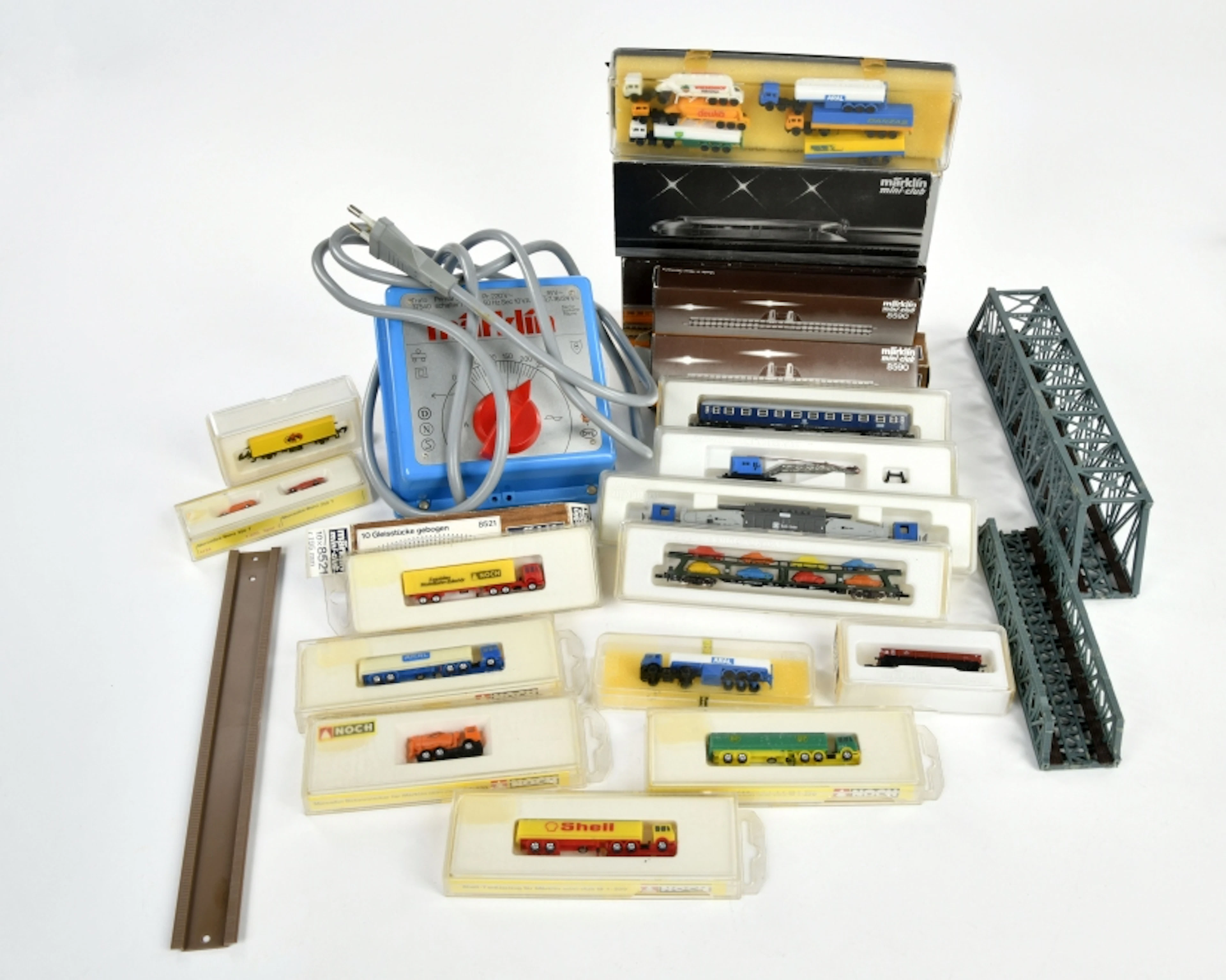 Märklin, Mini Club, Konvolut Loks, Wagen, Zubehör
