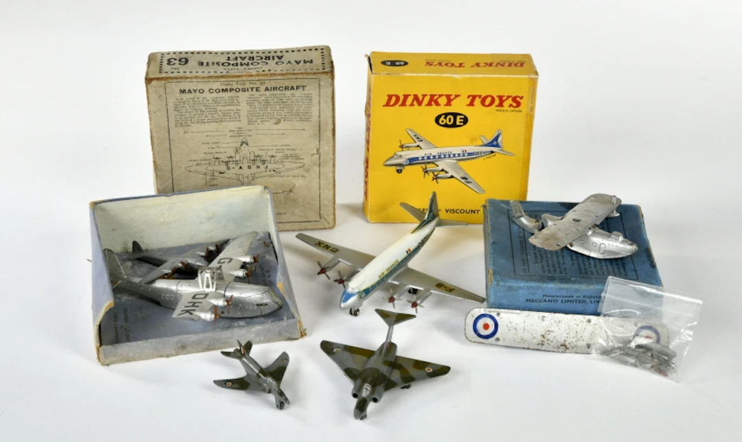 Dinky Toys, 3 Flugzeuge