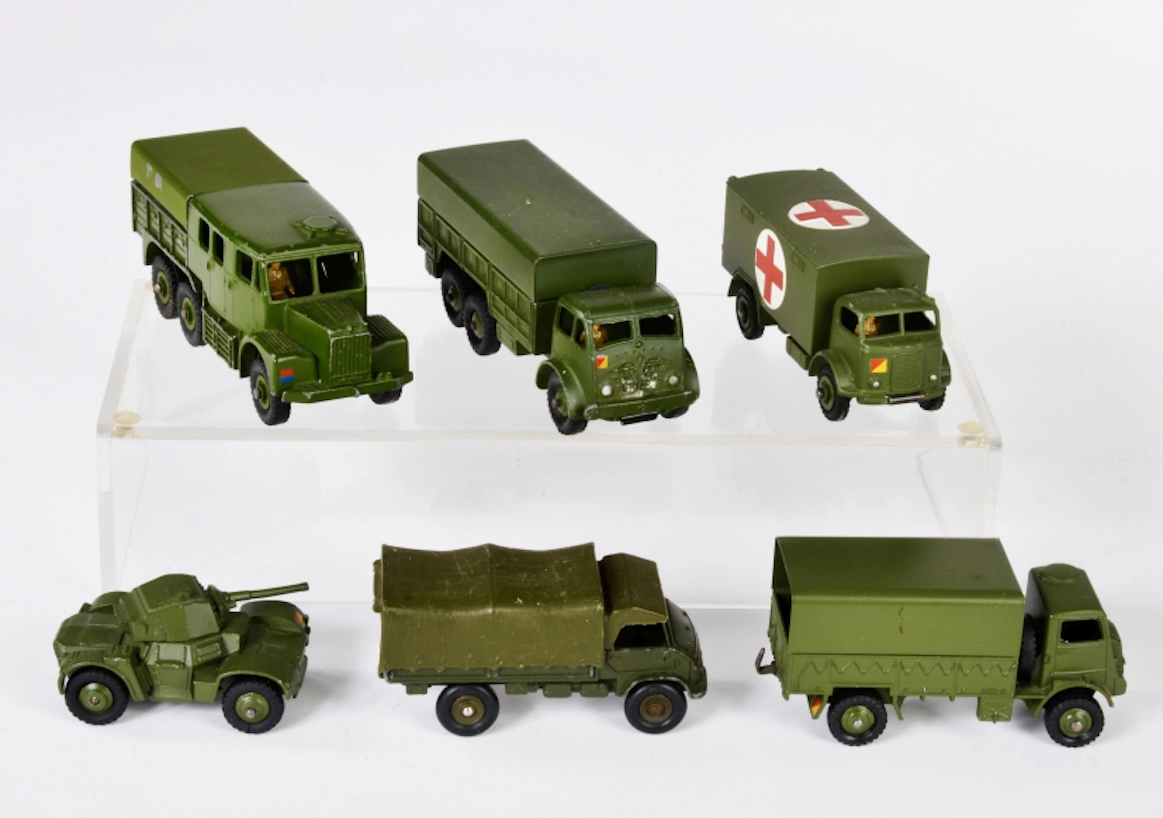 Dinky Toys, 6 Militärmodelle