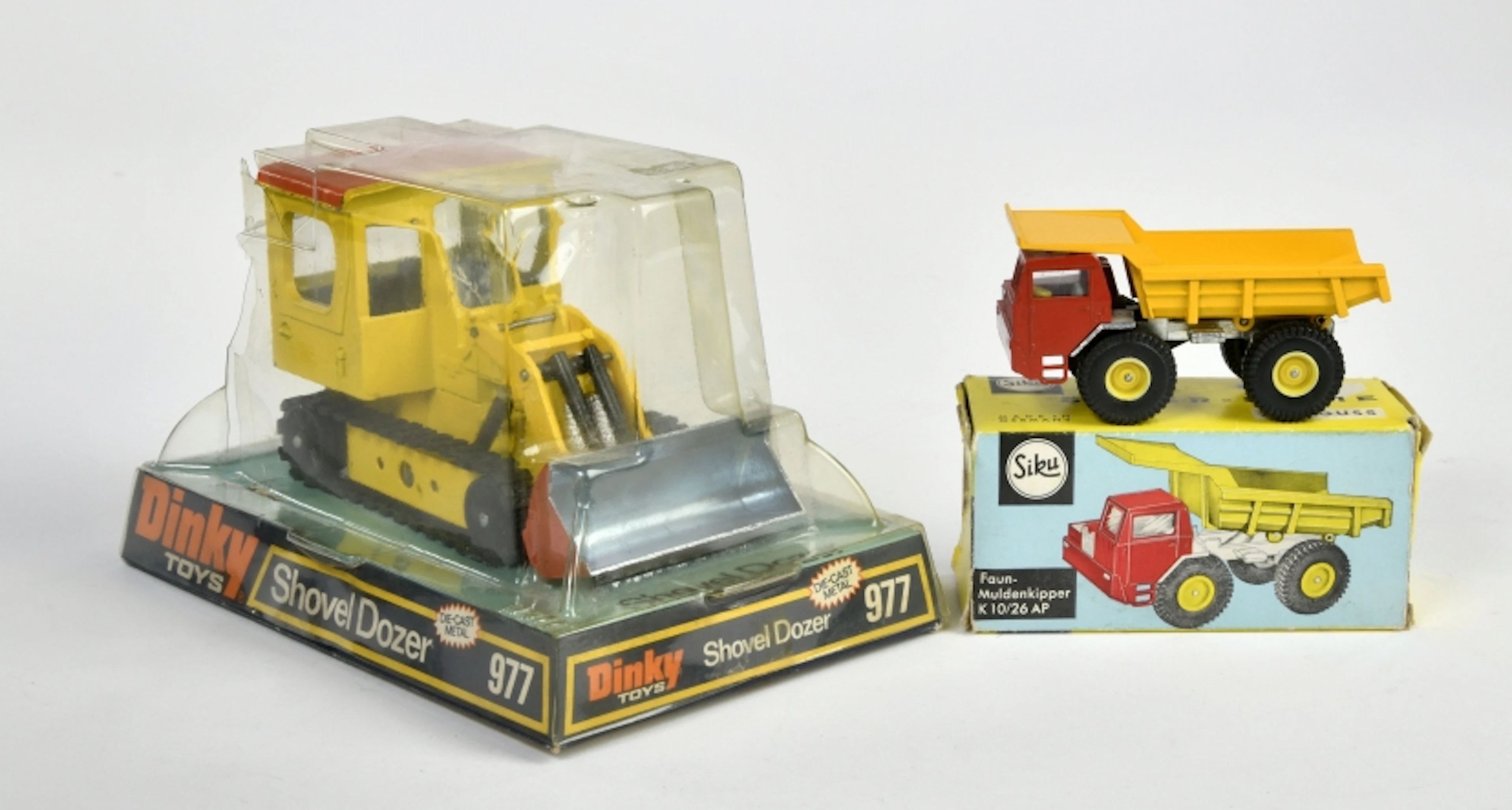 Siku, V 249 Faun-Muldenkipper & Dinky Toys 977 Shovel Dozer