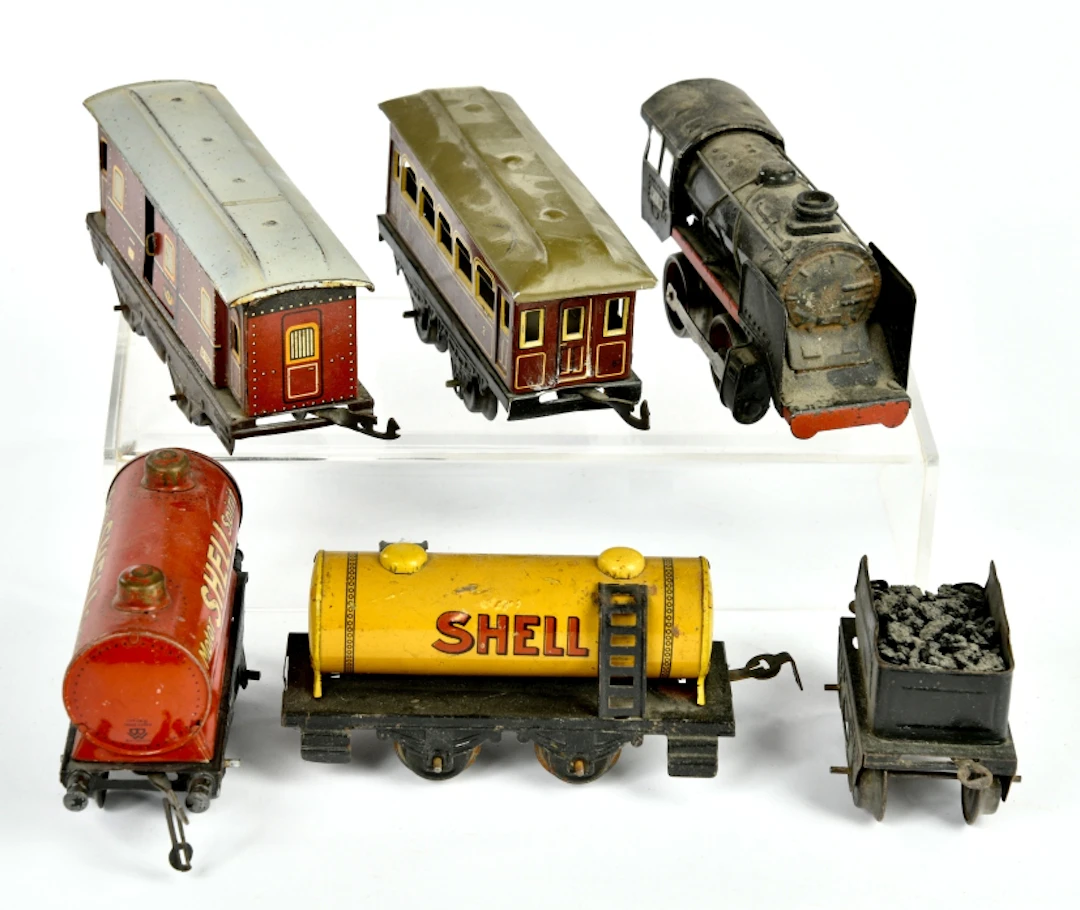 Bub, Bing, Lok mit Tender und 3 Wagen