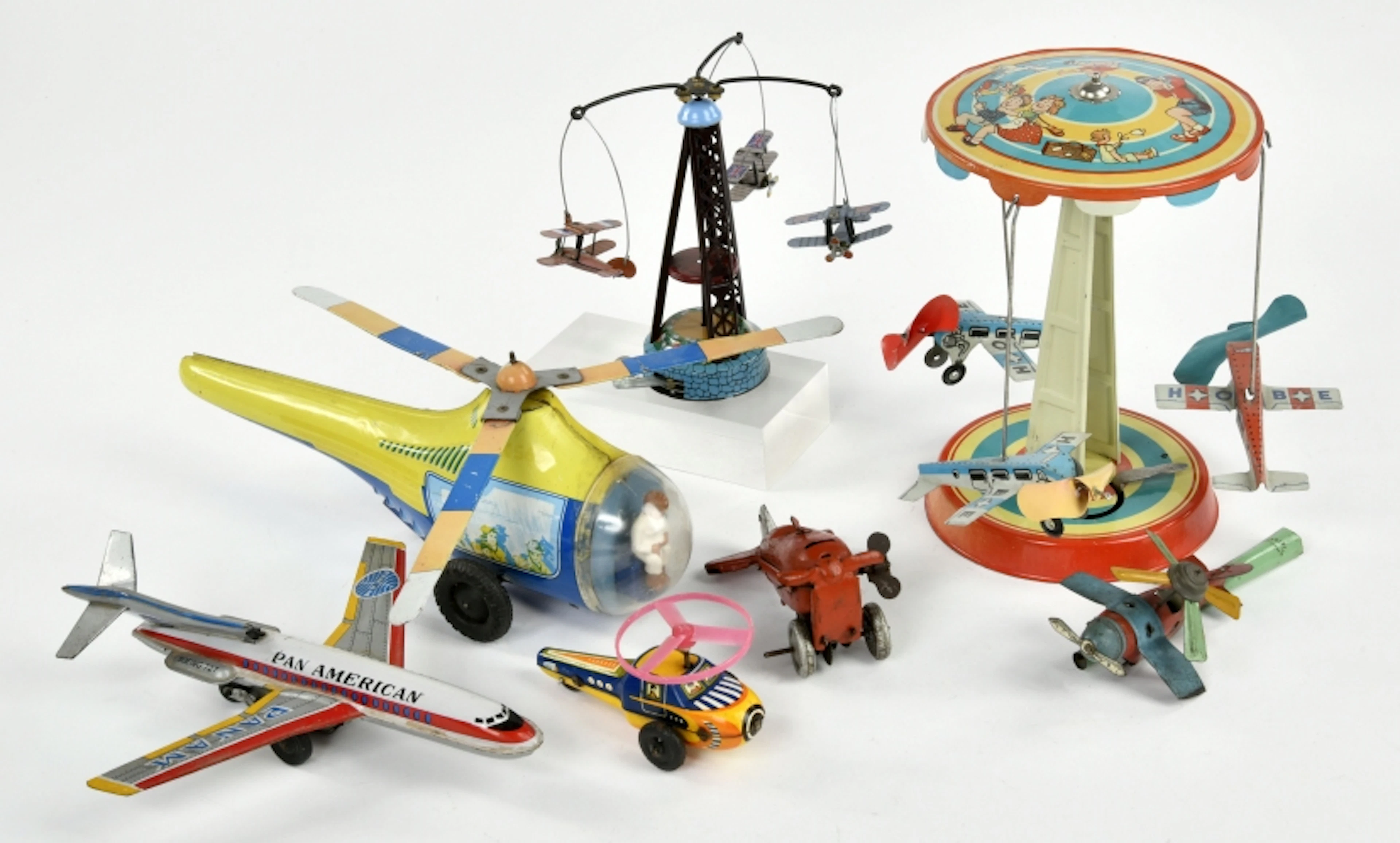 Flugzeuge und Helikopter