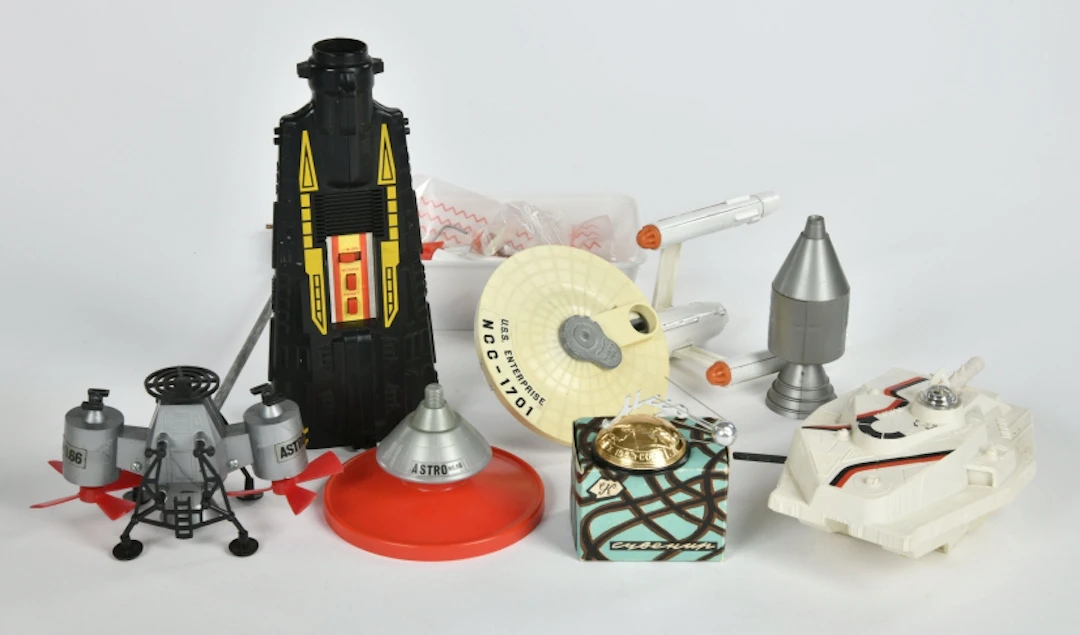 Konvolut Space Toys