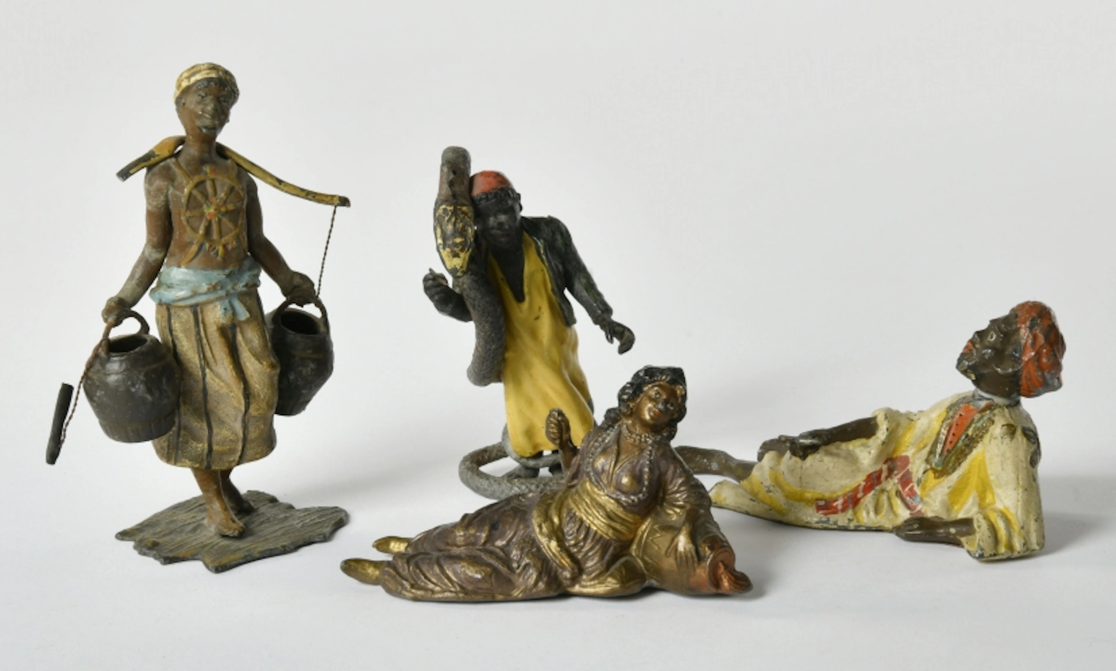 Heyde, 4 Darstellungen, Haremsdame, Beduine, Schlangenbeschwörer, Wasserträger