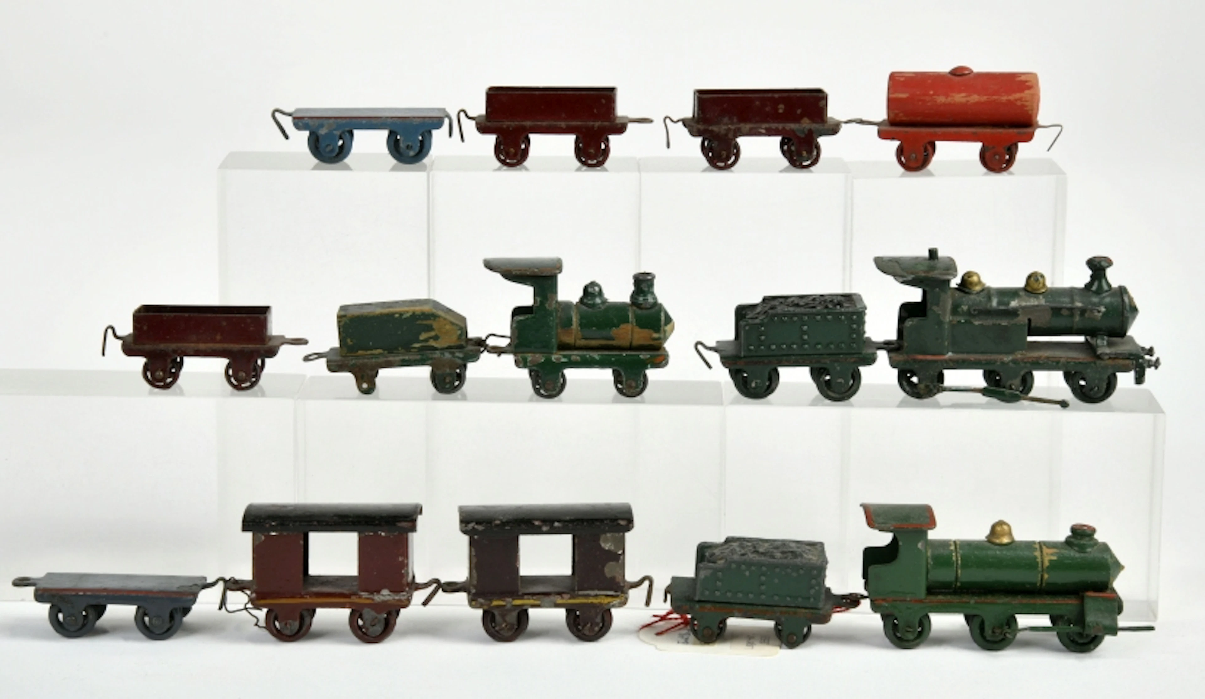 Plank, 3 Miniatur Züge