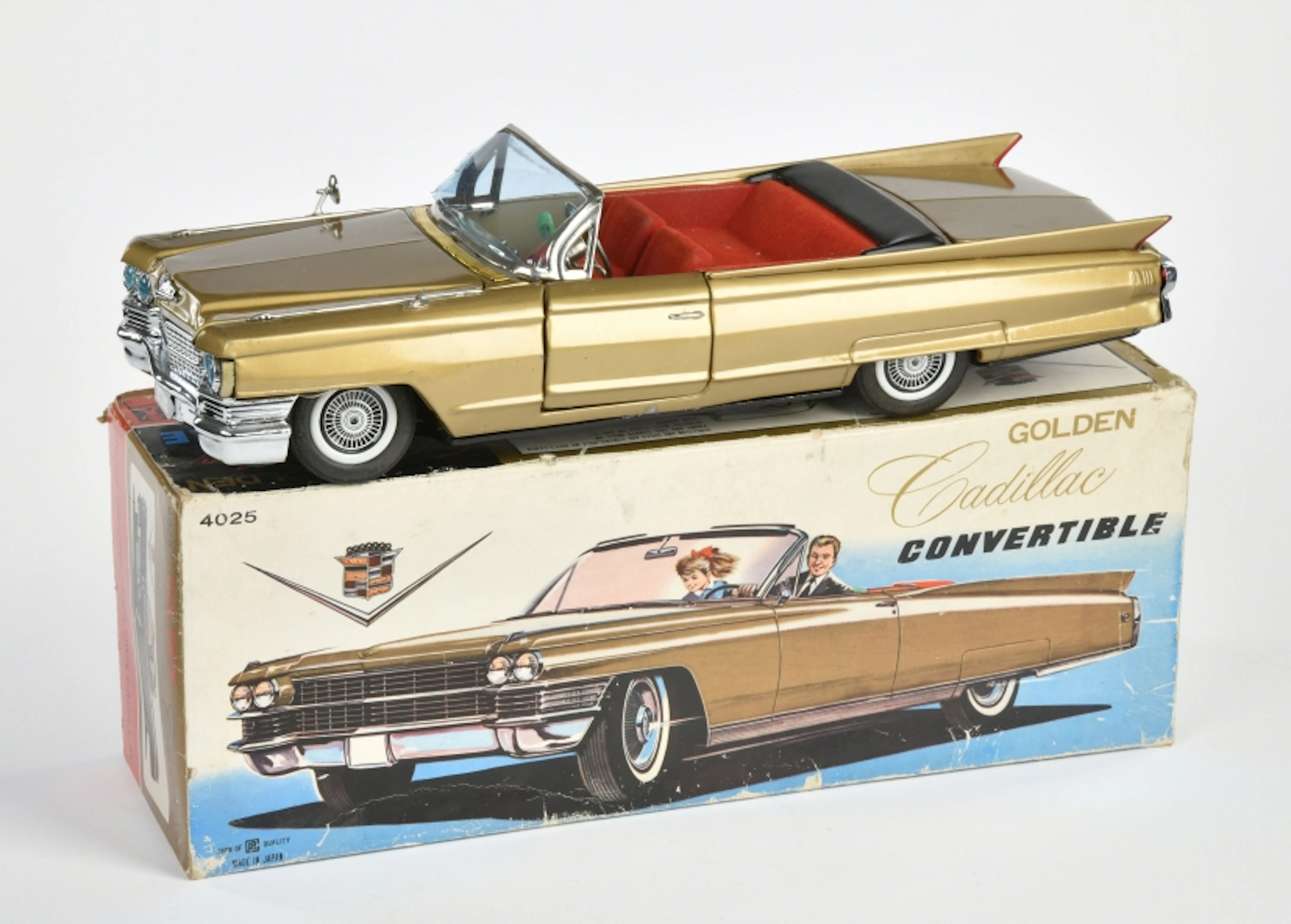 Bandai, Golden Cadillac