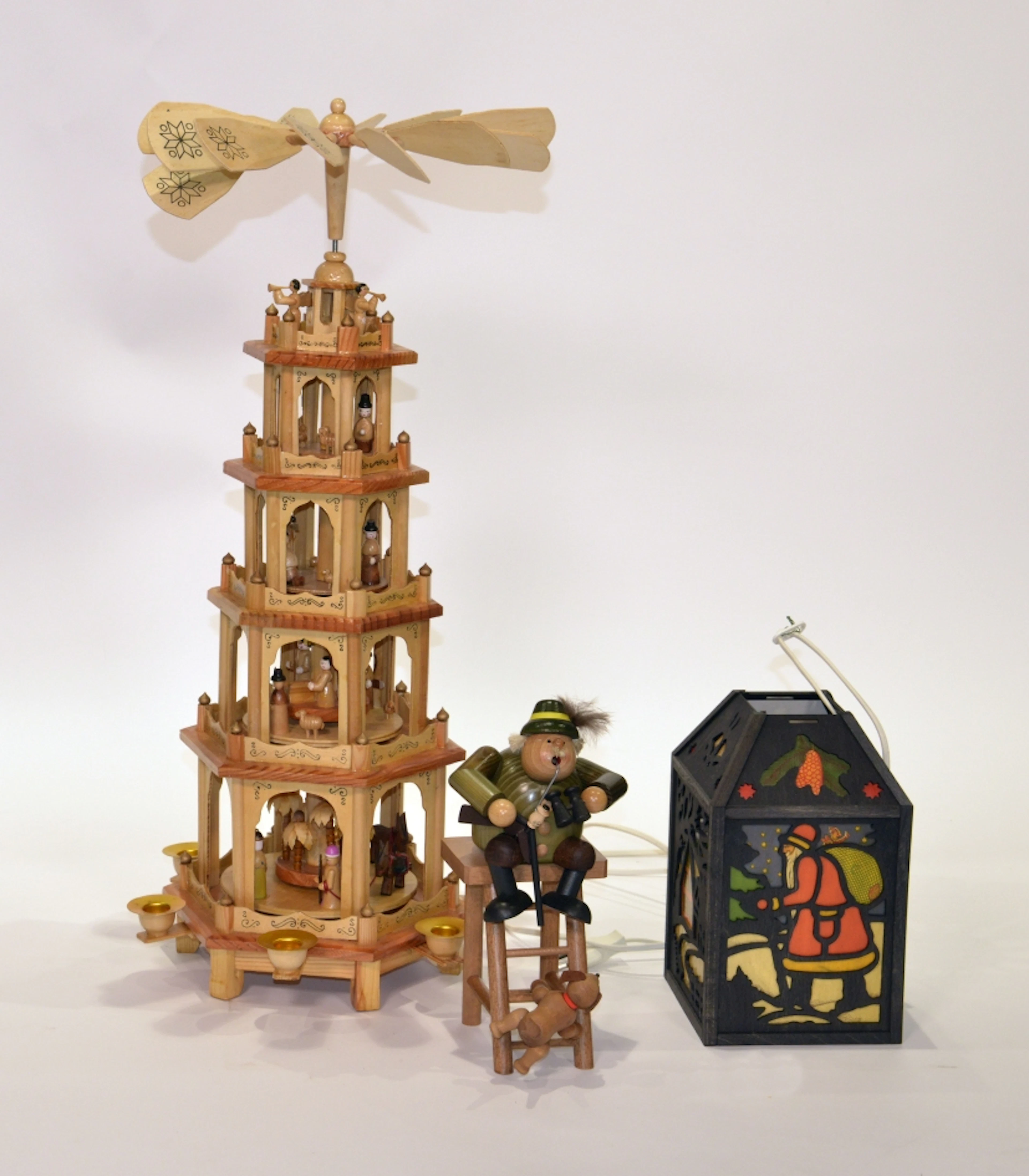 Erzgebirge, Pyramide, Räuchermännchen, Laterne