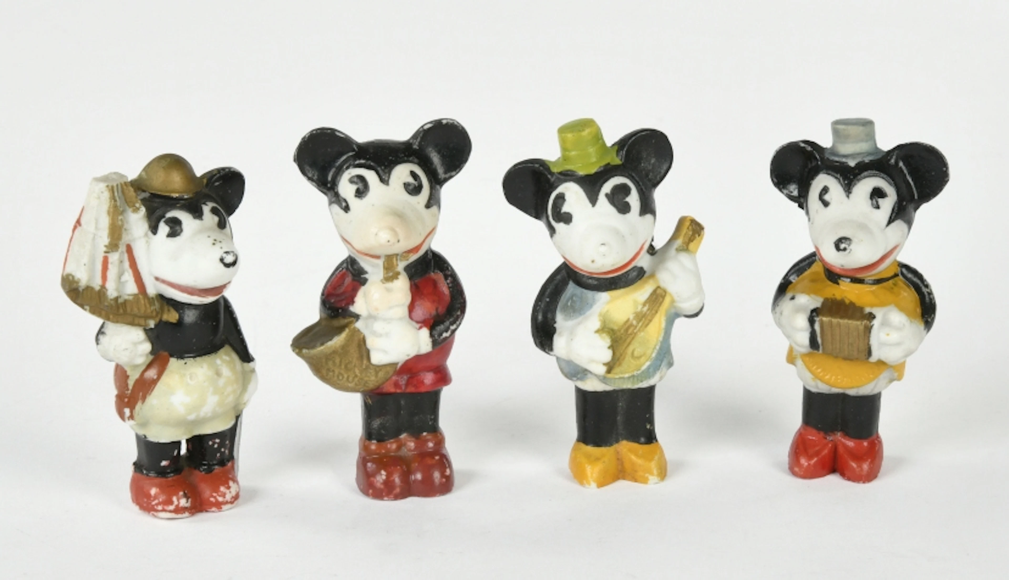 4x Micky Maus musizierend
