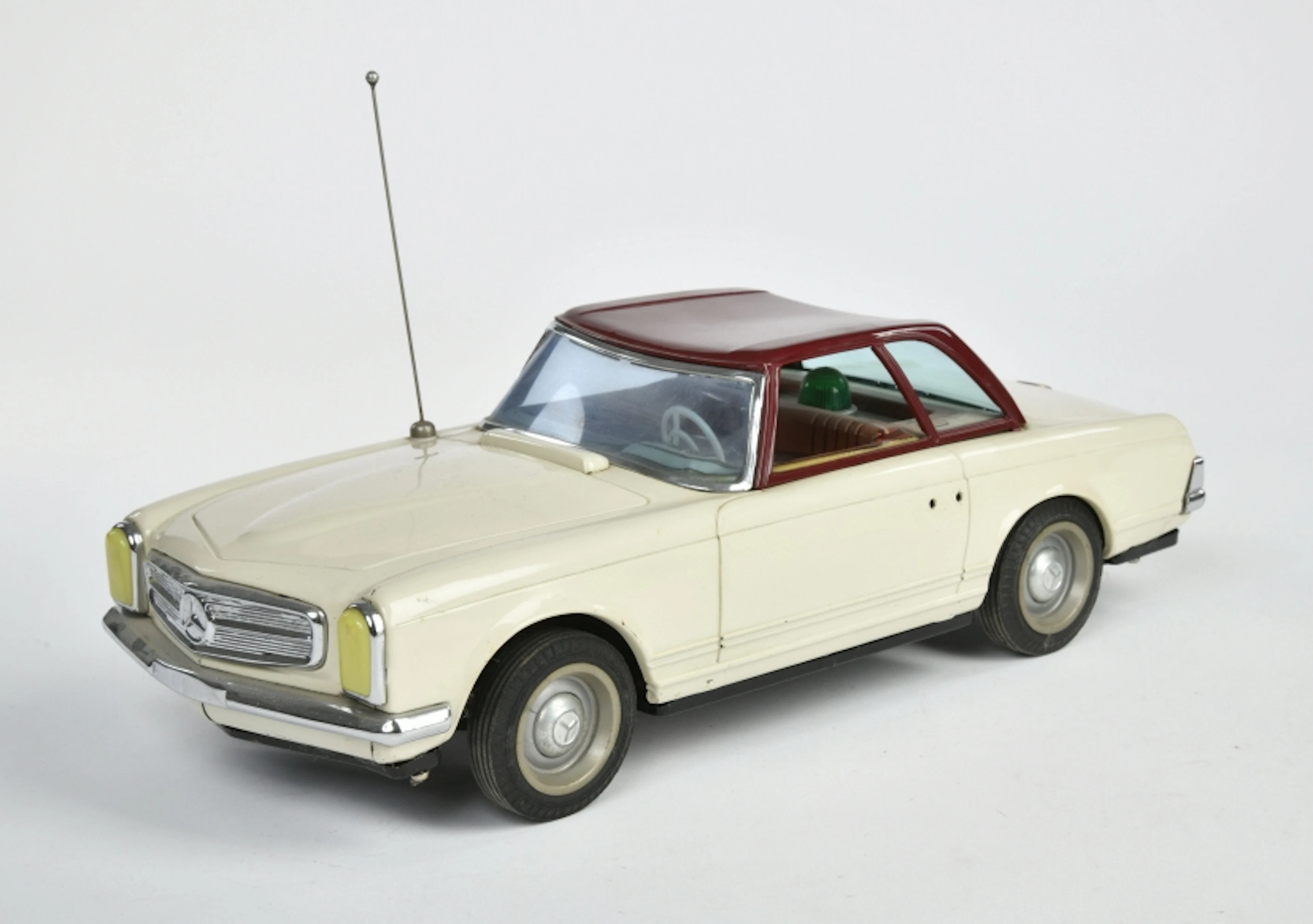 Modern Toys, Radicon Mercedes Benz 230 SL