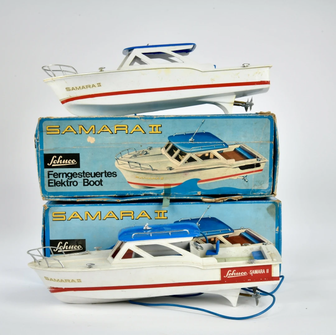 Schuco, 2x Boot Samara II