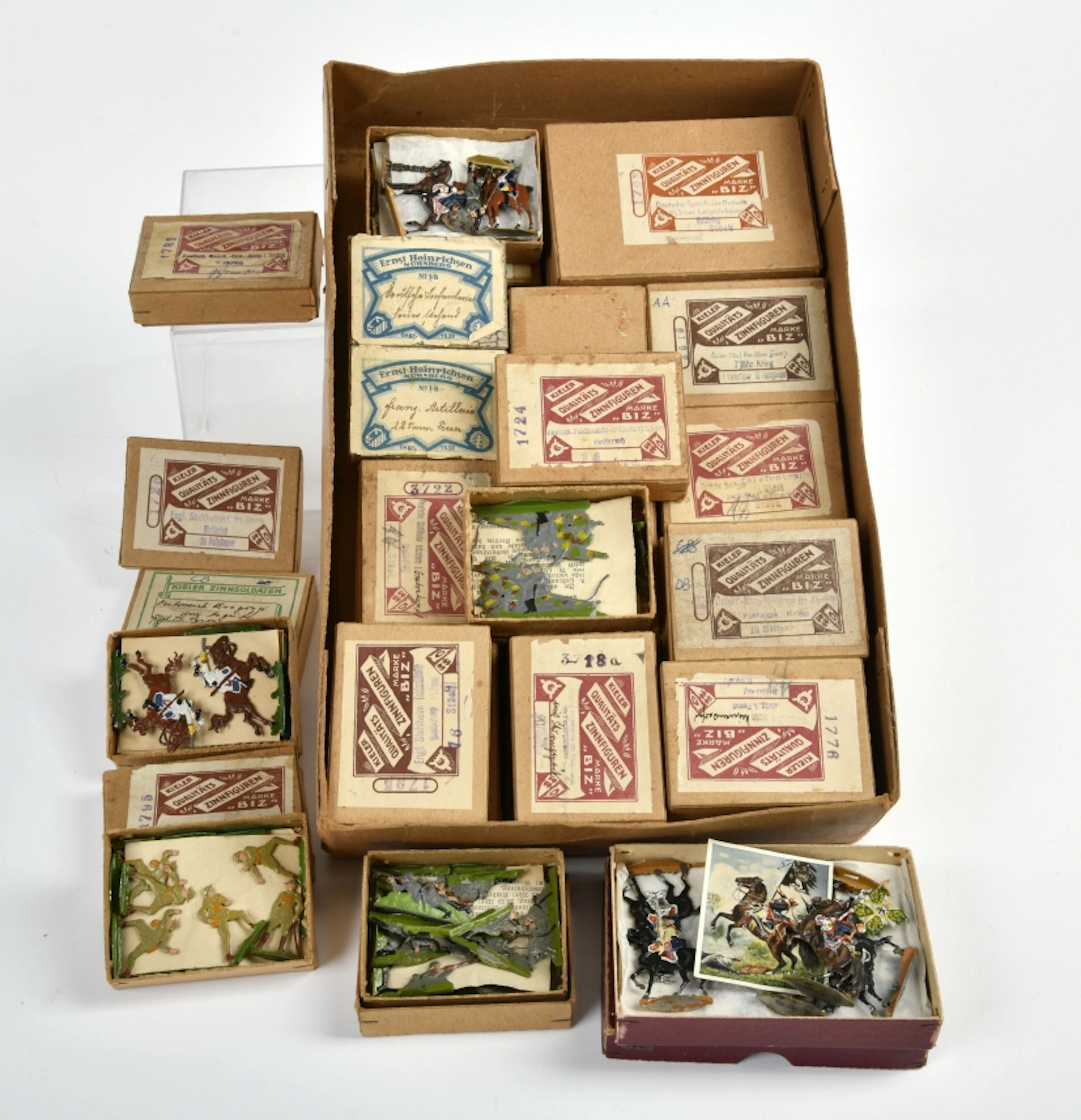 Umfangreiche Sammlung Kieler Zinnfiguren