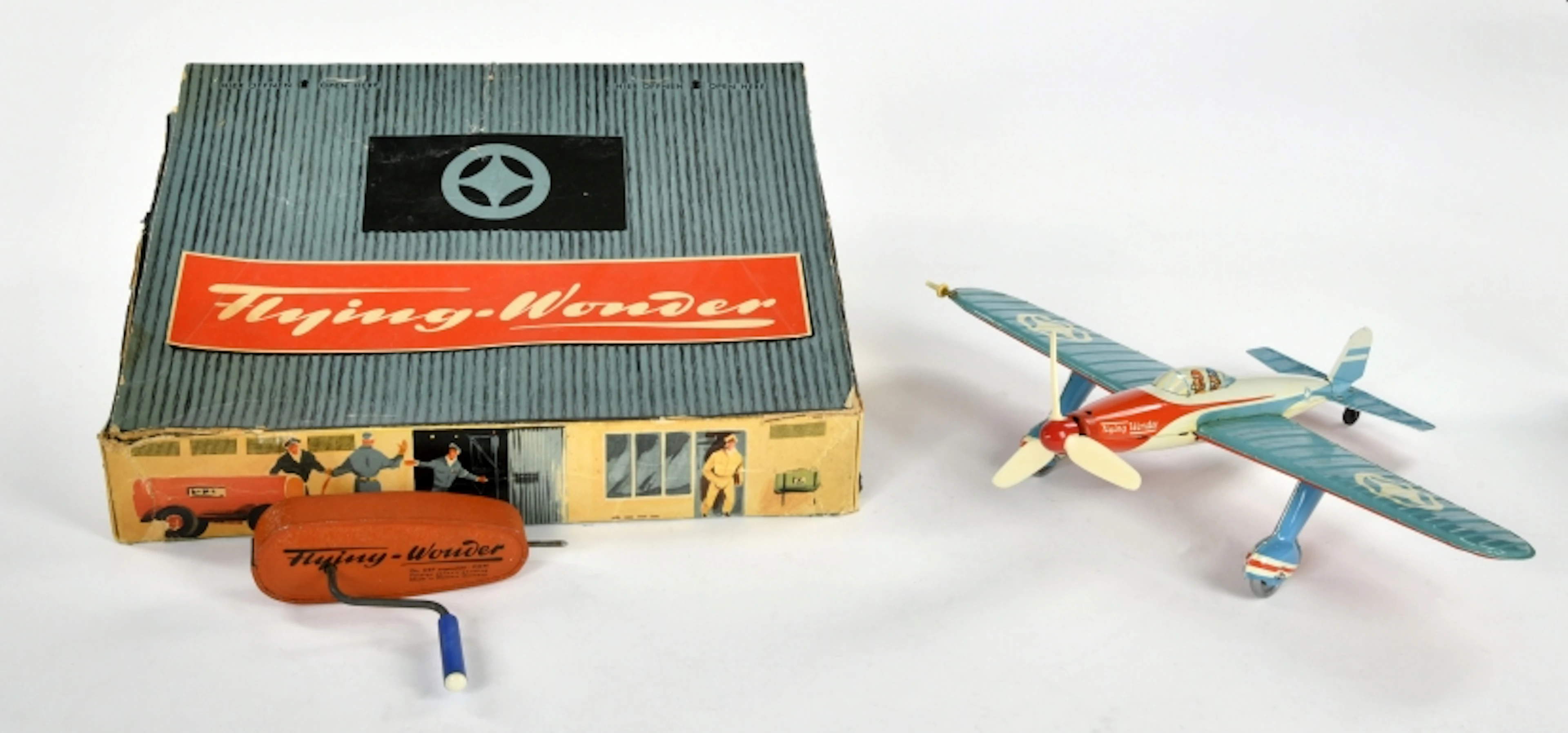 Arnold, Flying Wonder