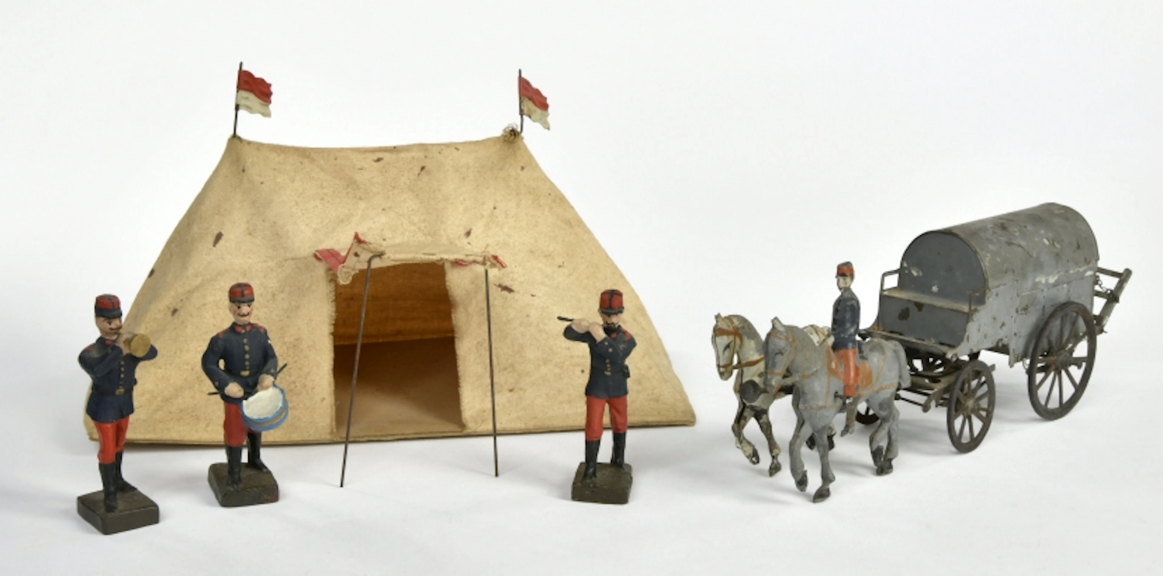 CR, Kutsche und div. französische Soldaten