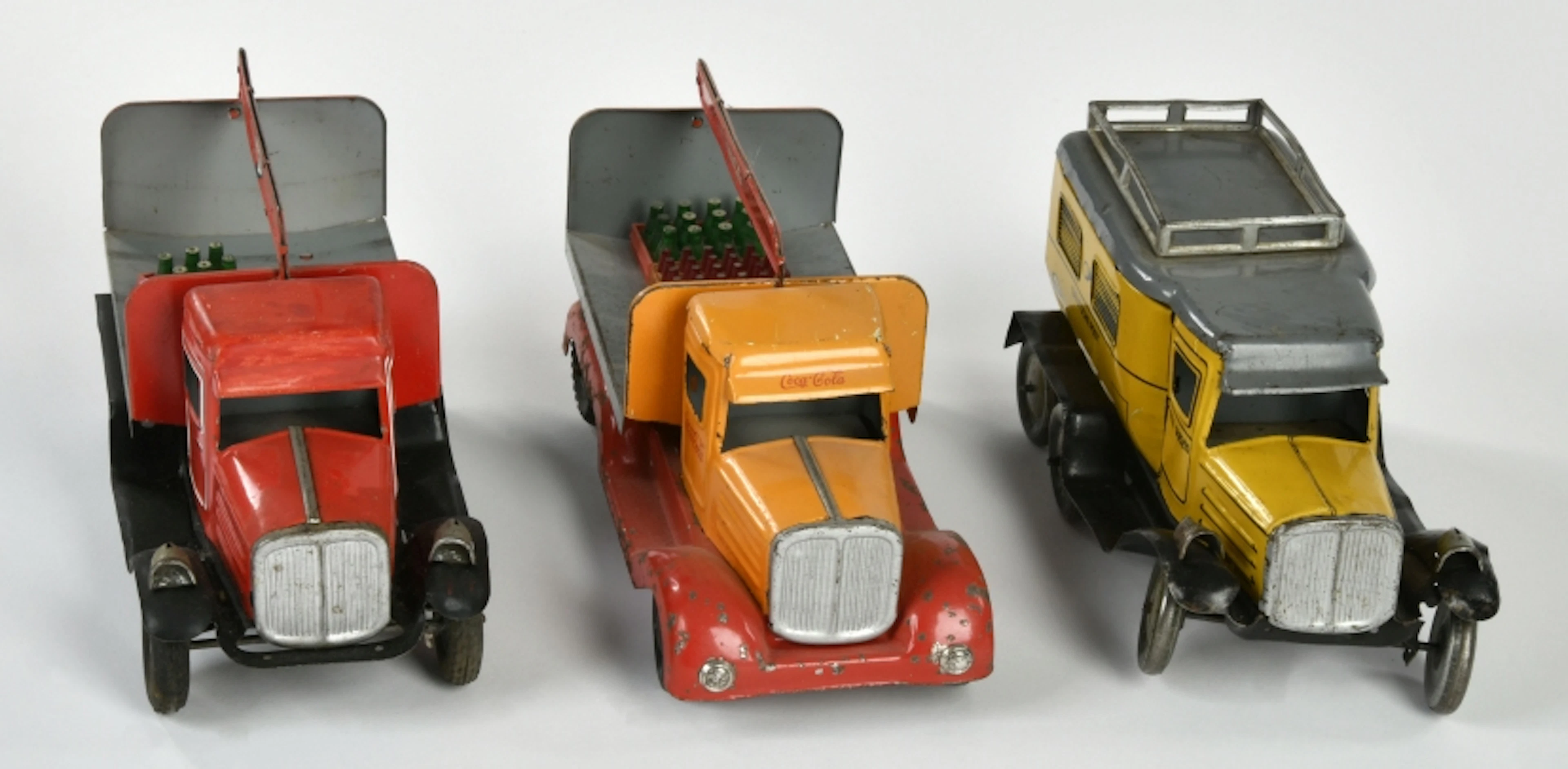 Arnold, 3 Lieferwagen, Esso, Post, Coca Cola
