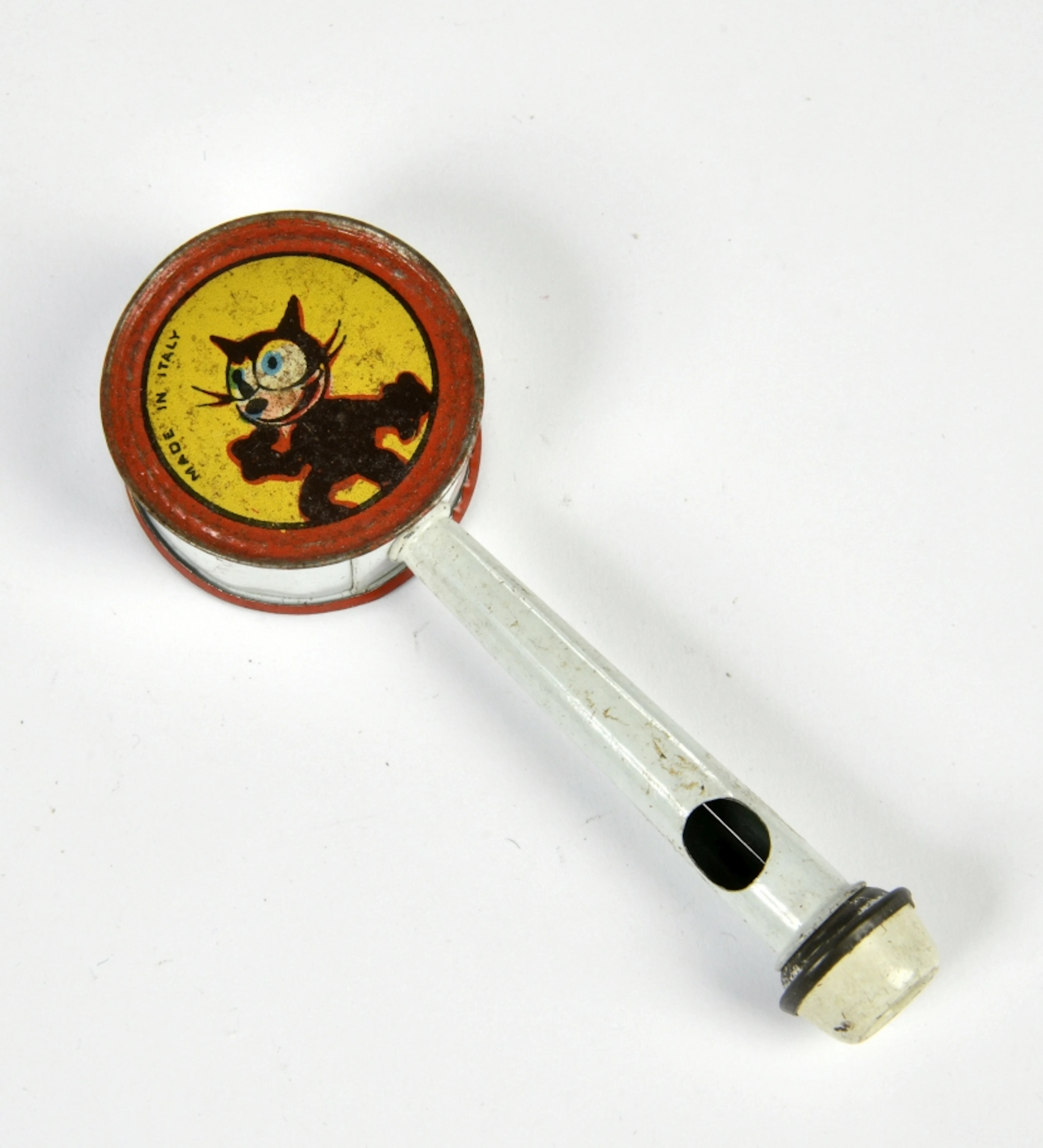Felix The Cat, Pfeife
