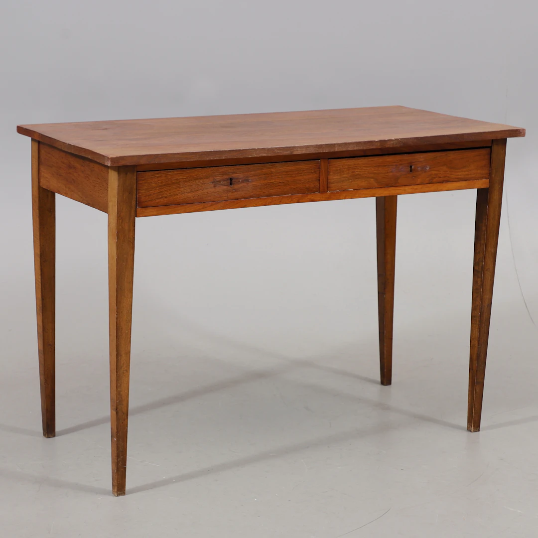 SKRIVBORD, 1900-talets första hälft.