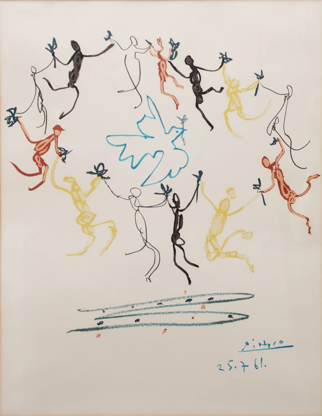 PABLO PICASSO. "Dansen kring fredsduvan". Färglitografi, tryckt signatur.
