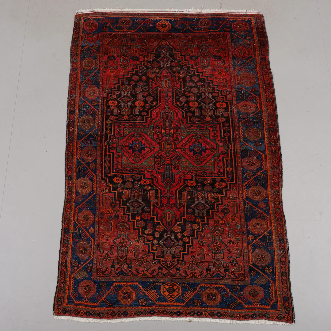 MATTA, orientalisk, 195 x 127 cm.