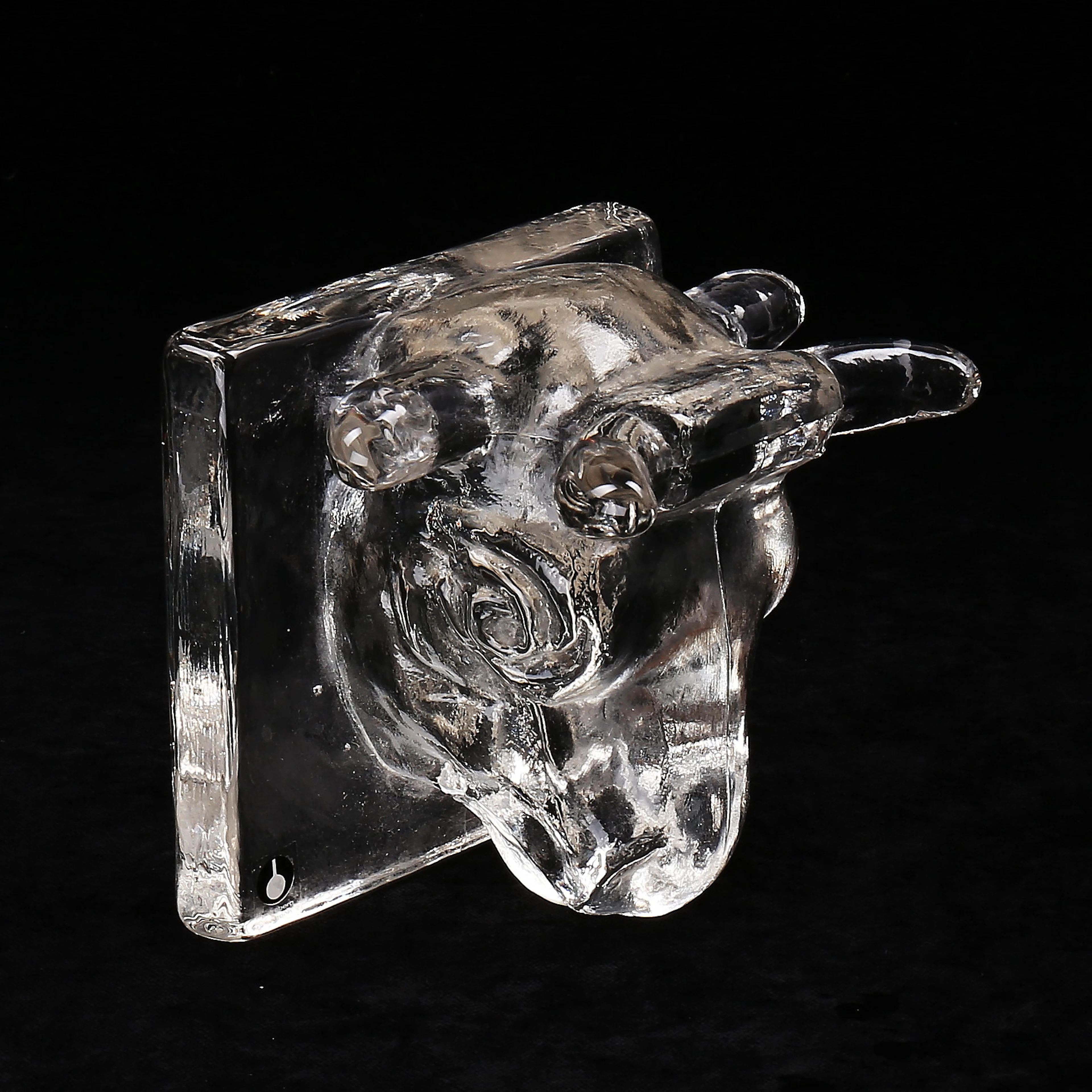 UNO WESTERBERG. Skulptur, tjur, glas, AB Rodem, Pukeberg, 1900-talets