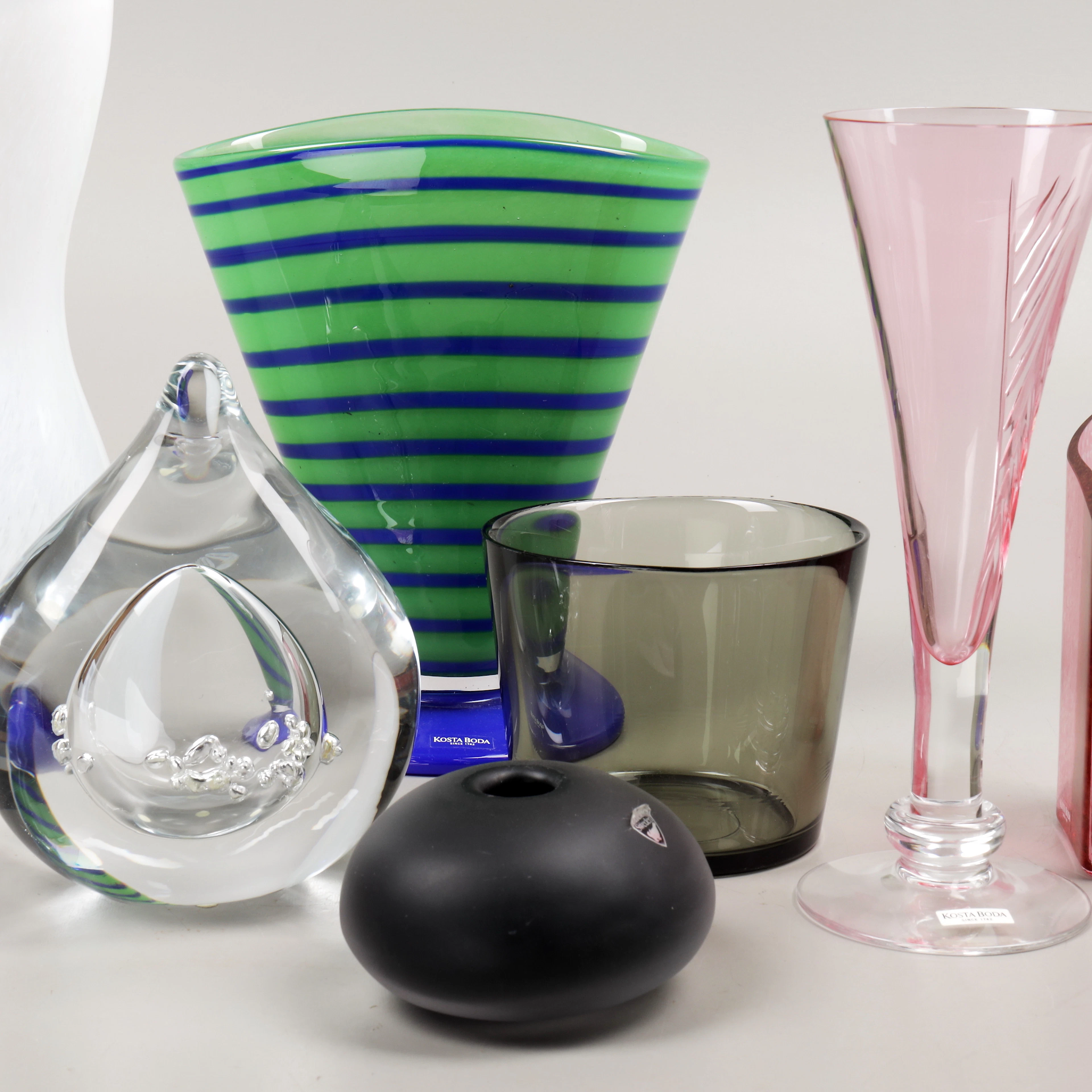 VASER, LJUSSTAKE mm, 7 st, glas, 1900-talets andra hälft.
