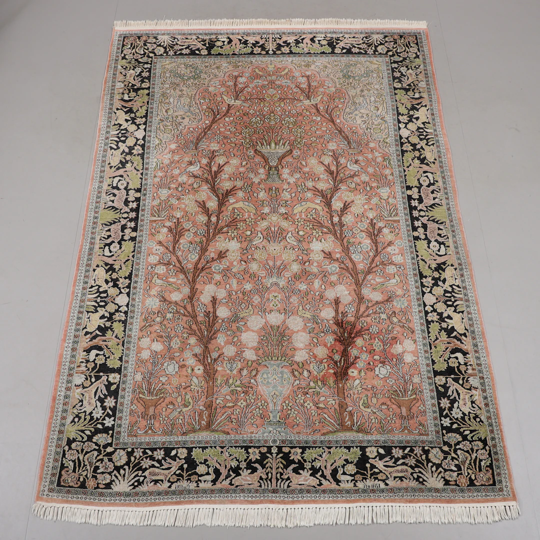 MATTA, orientalisk, figuralt motiv, 273x185 cm.