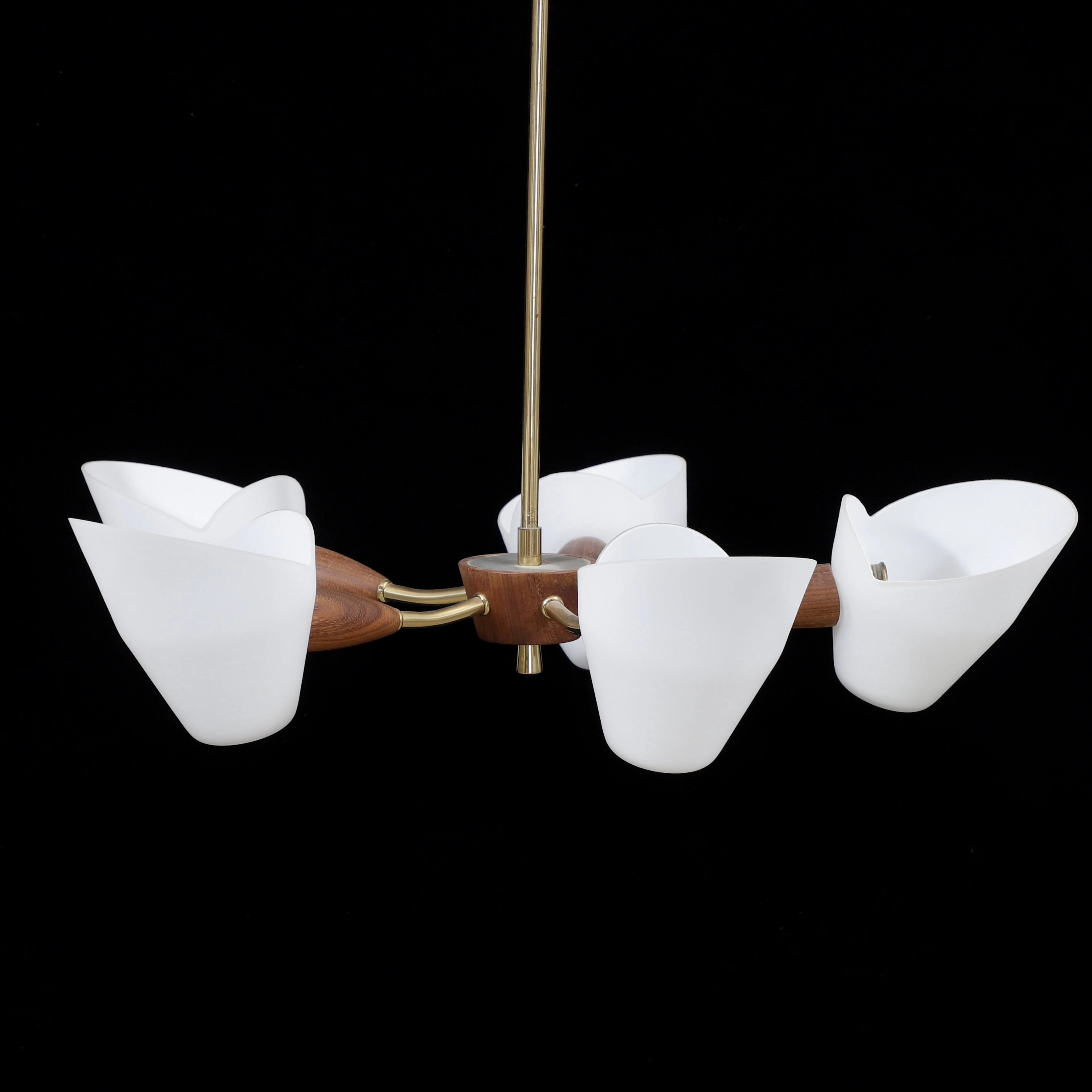 TAKLAMPA, opalglas/teak, 1950/1960-tal.