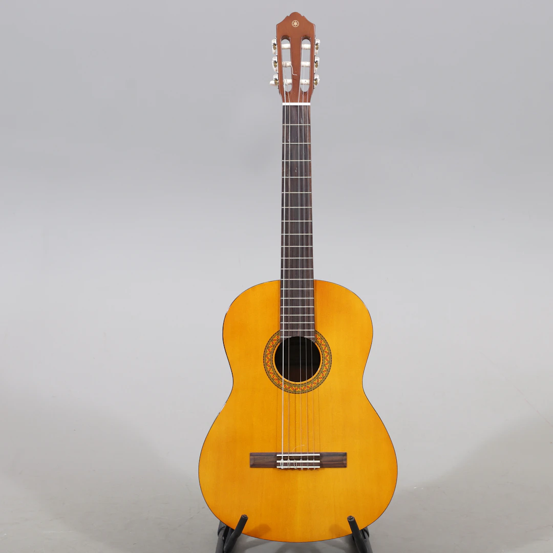 GITARR, Yamaha C40, 1900-talets andra hälft.