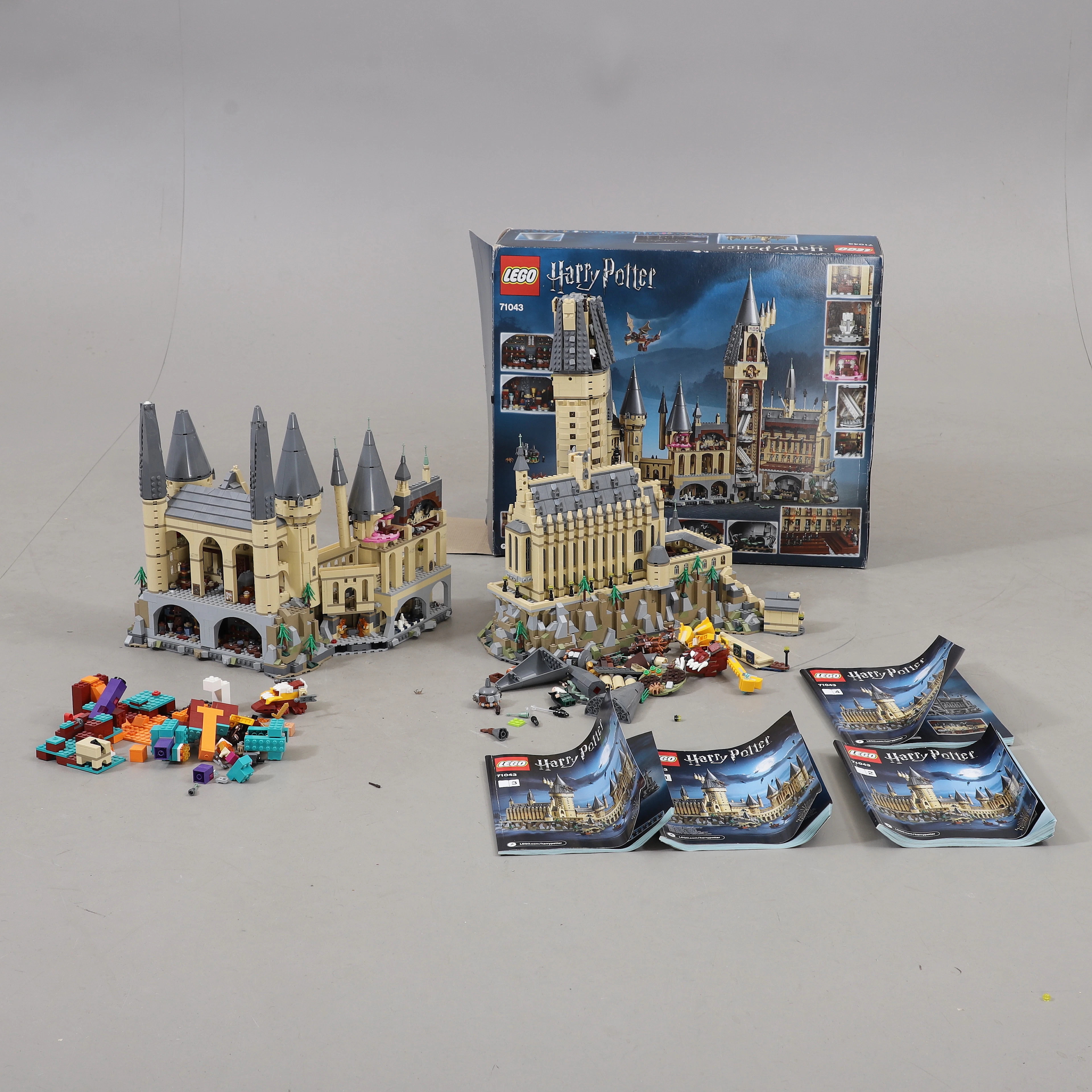 LEGO HARRY POTTER, "Hogwarts Castle 71043".