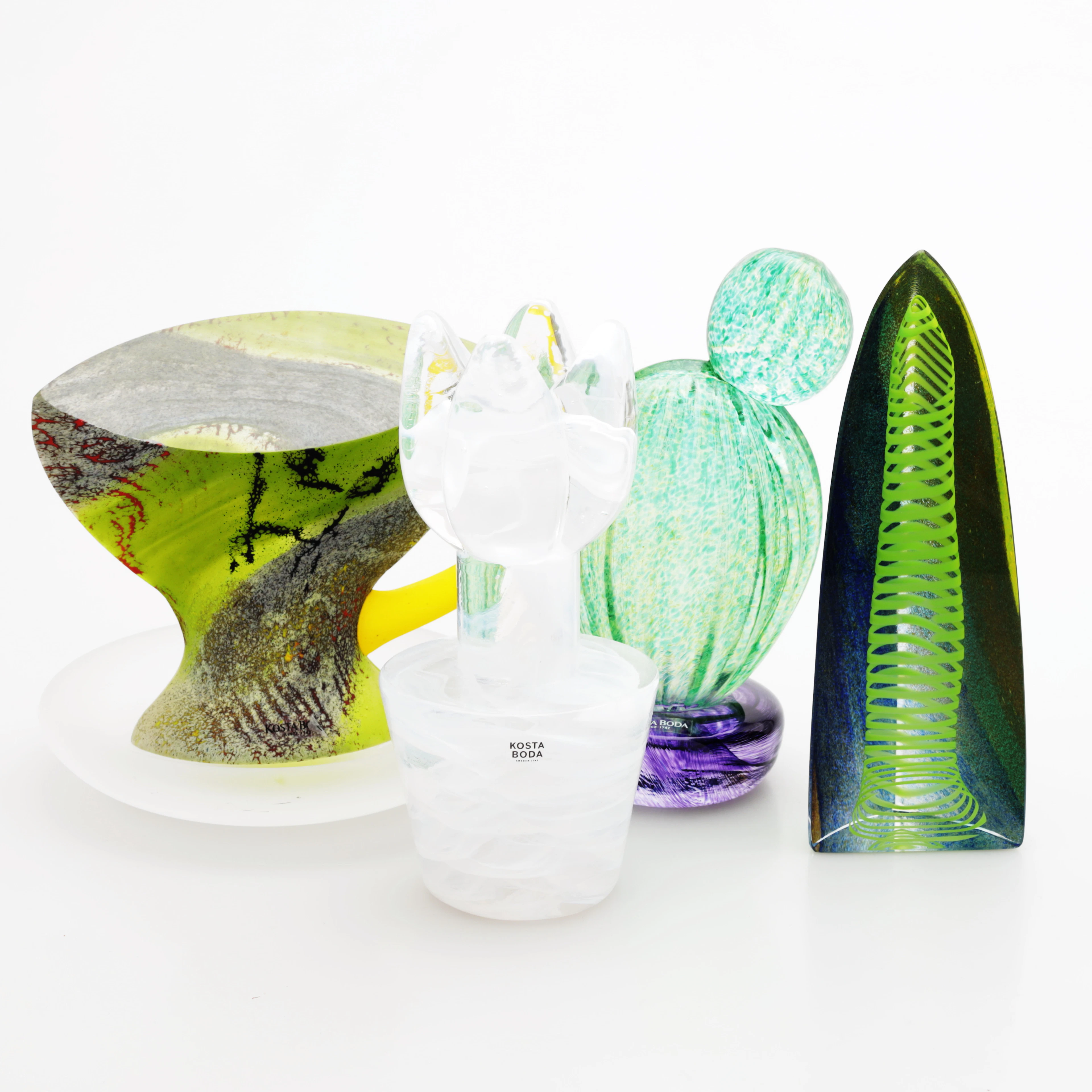 GLASSKULPTURER, 4 st, Kjell Engman m fl, Kosta Boda, signerade.