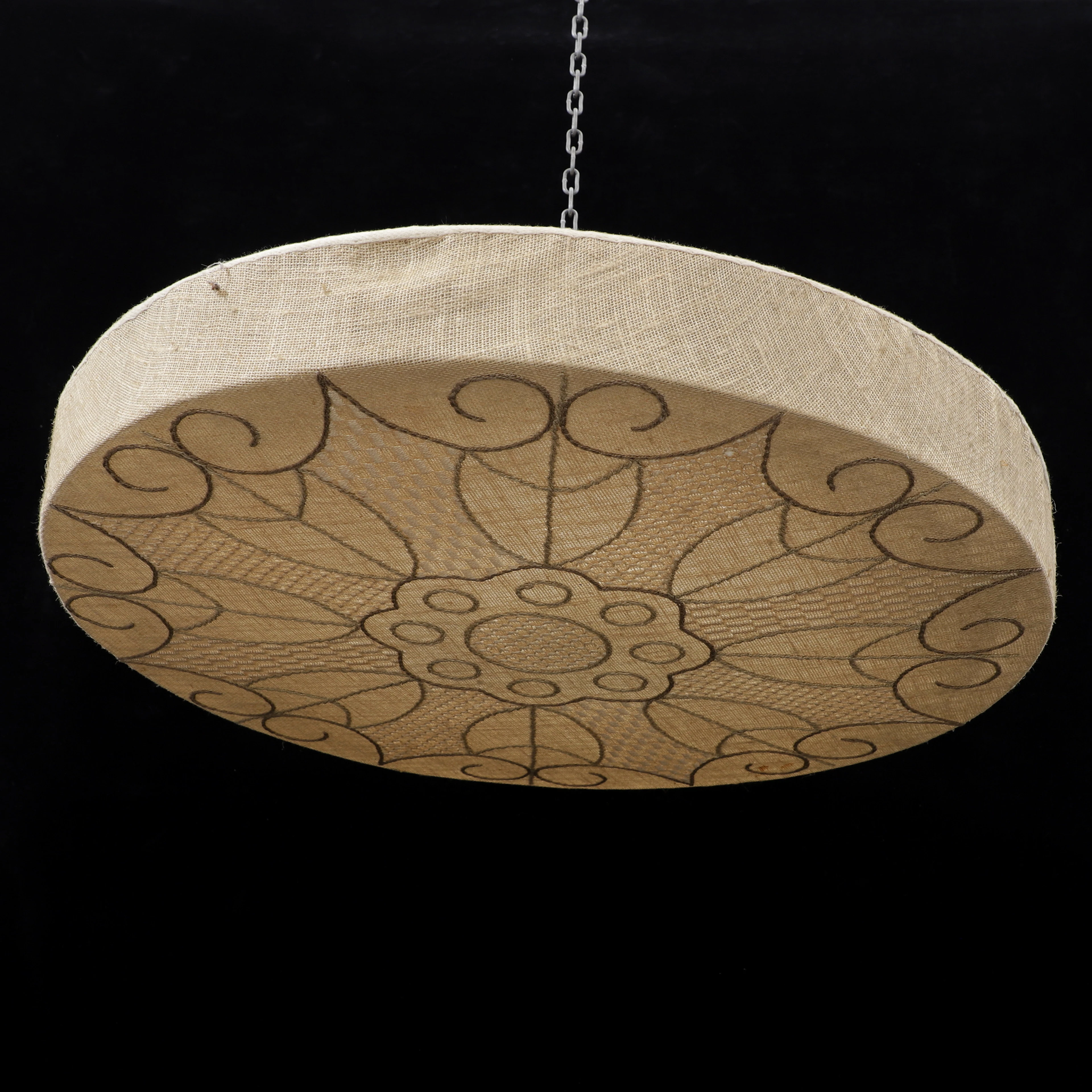 TAKLAMPA, plafondmodell, broderi, 1900-talets mitt.