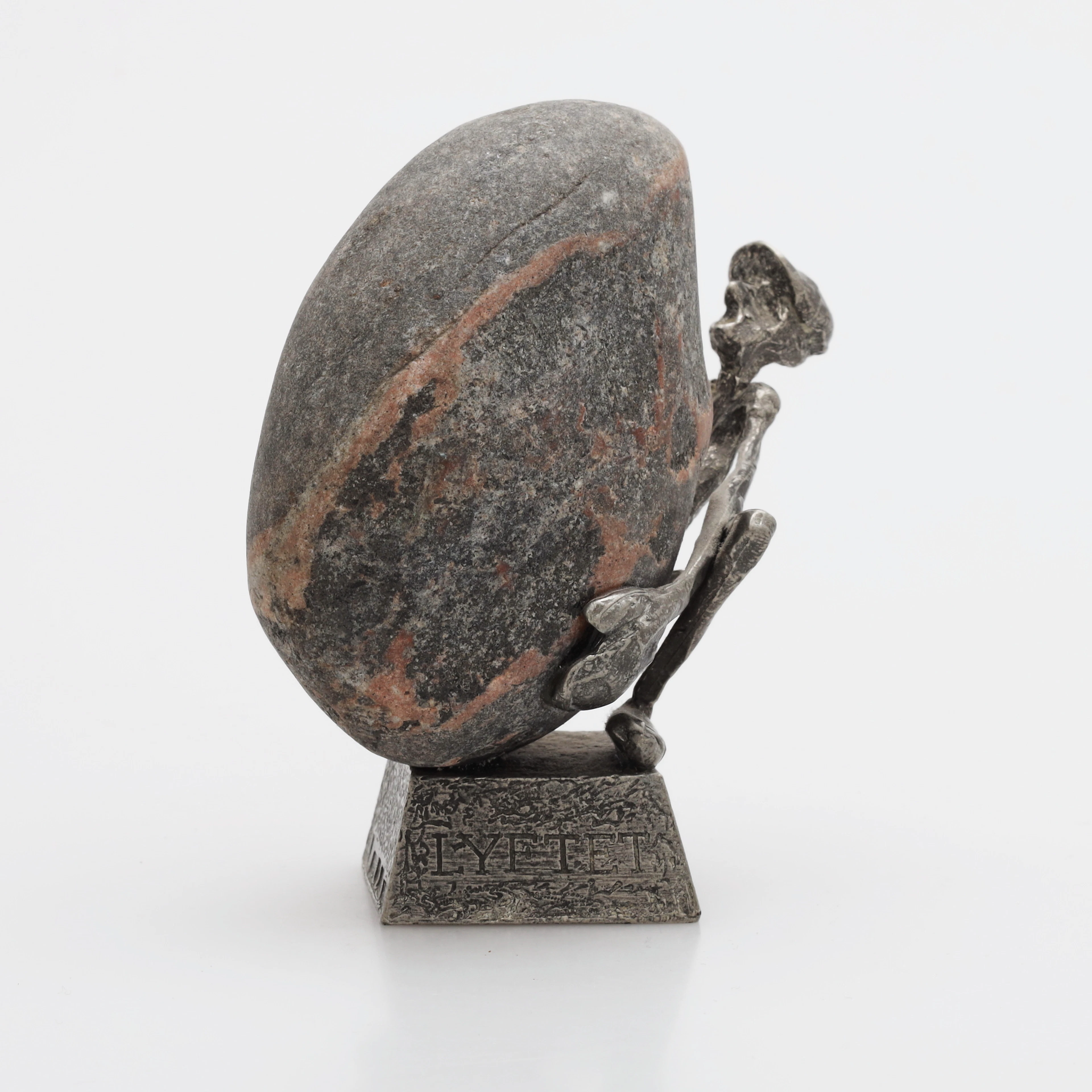 HENRY GUSTAFSSON. Skulptur, "Lyftet", signerad.