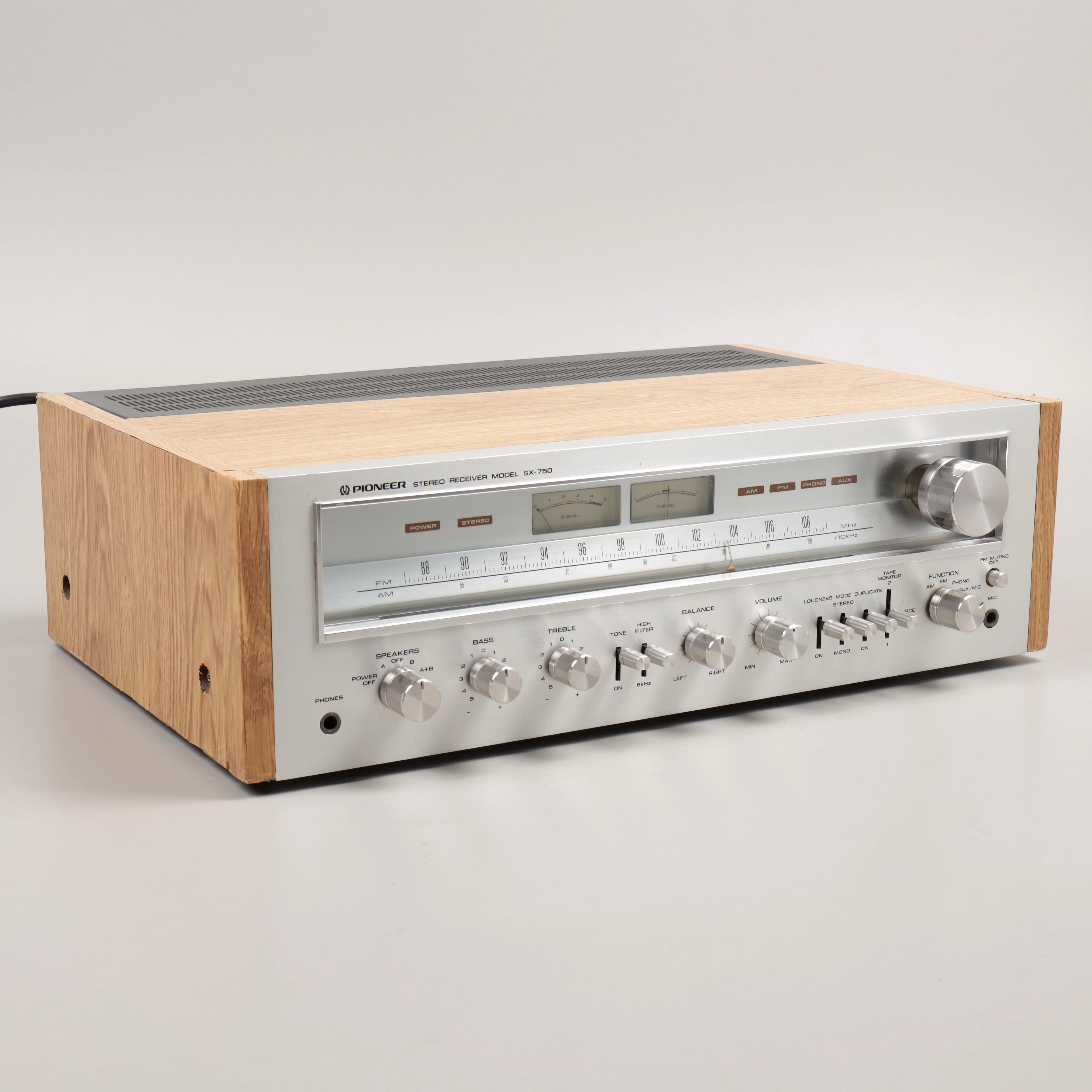 FÖRSTÄRKARE, Pioneer SX-750, 1900-talets andra hälft.