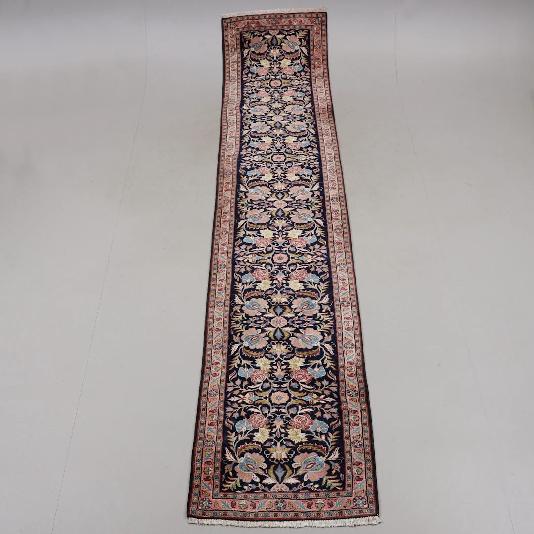 MATTA, orientalisk, persisk, 410 x 82 cm.