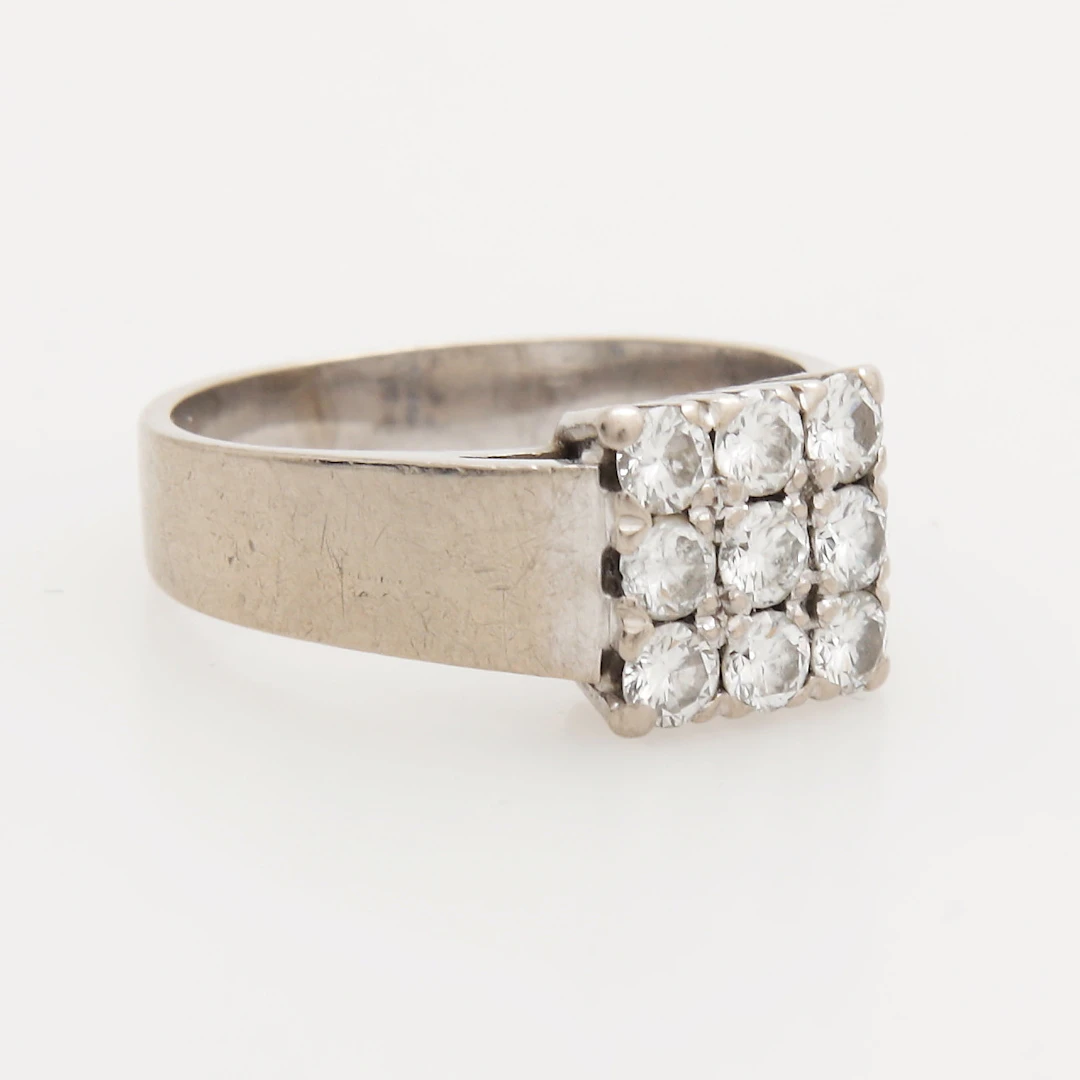 Ring, vitguld, 18k, med briljanter, K&EC, vikt 6,66 gram.