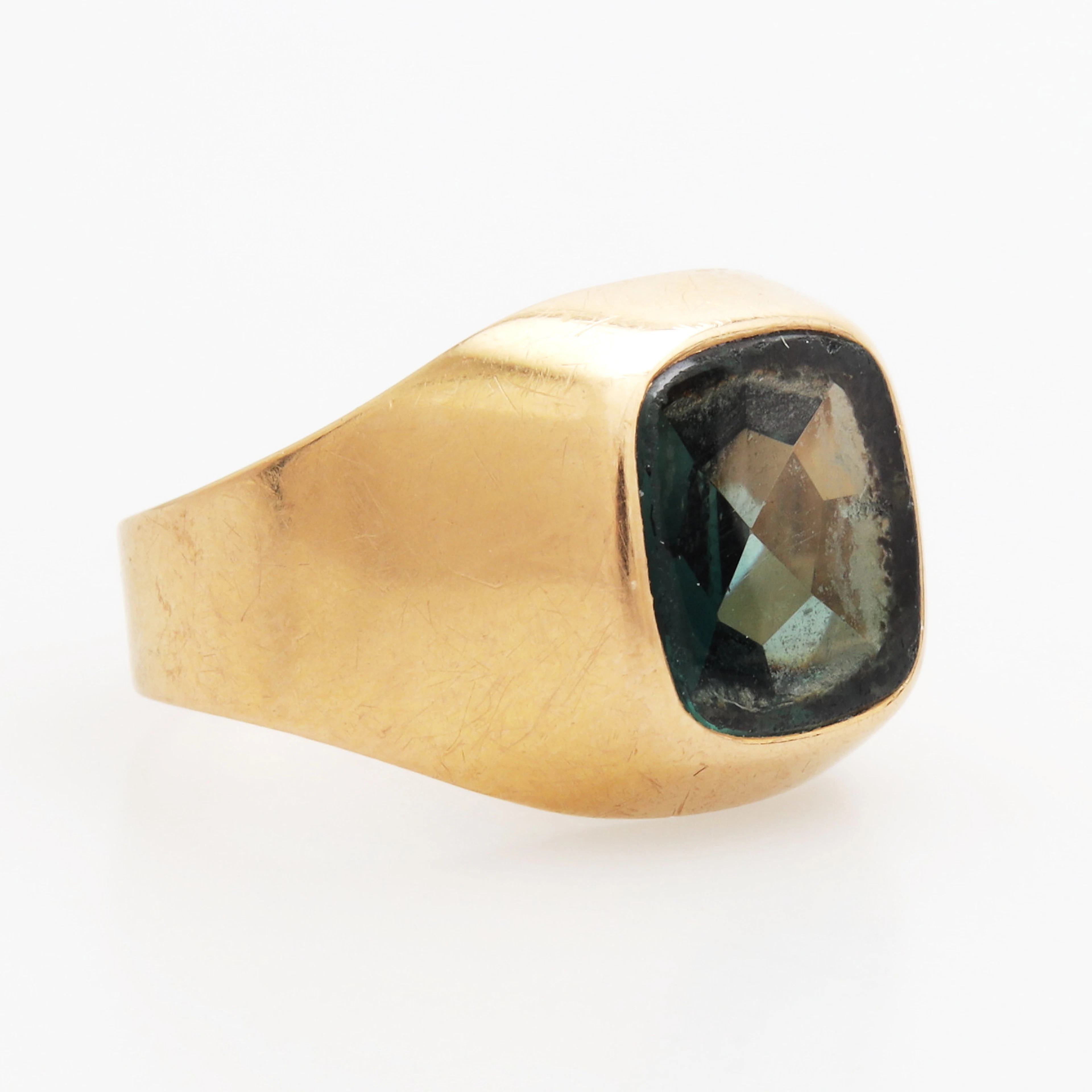 KLACKRING, guld 18k, med grön sten, Rahlens Guldsmeds Ab, Borås 1965