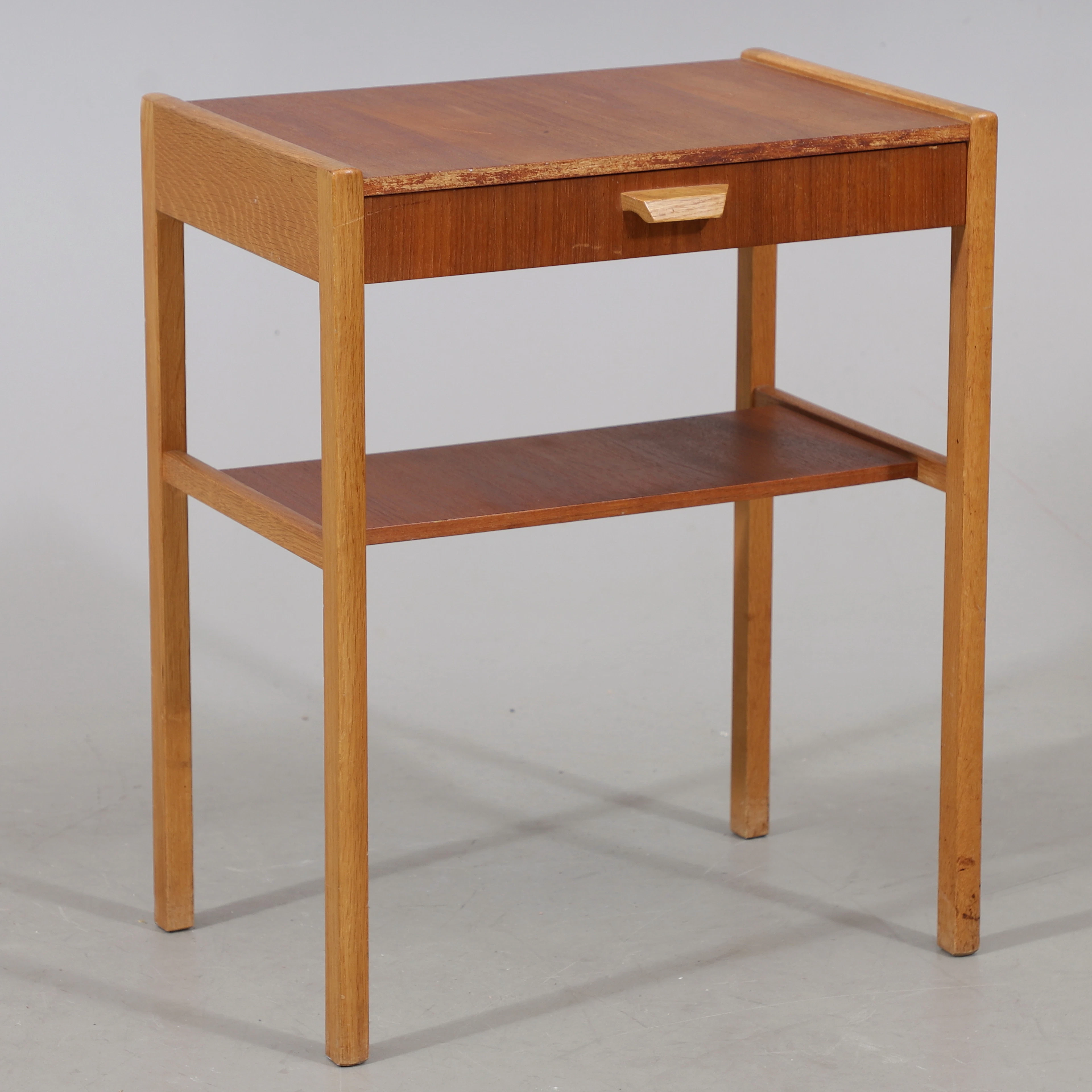 SÄNGBORD, teak/ek, 1950/60-tal.