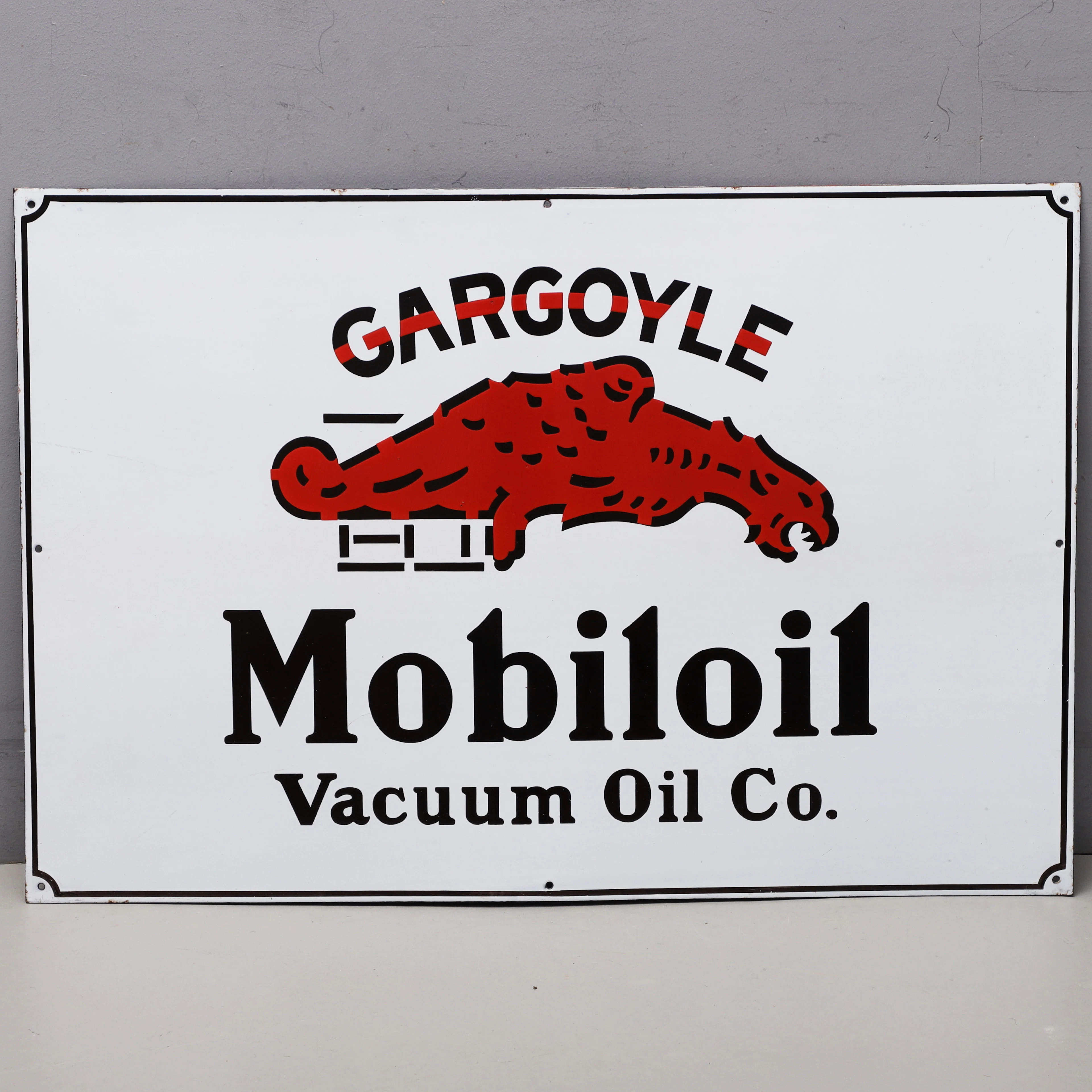 EMALJSKYLT, Gargoyle Mobiloil, 1900-talets första hälft.