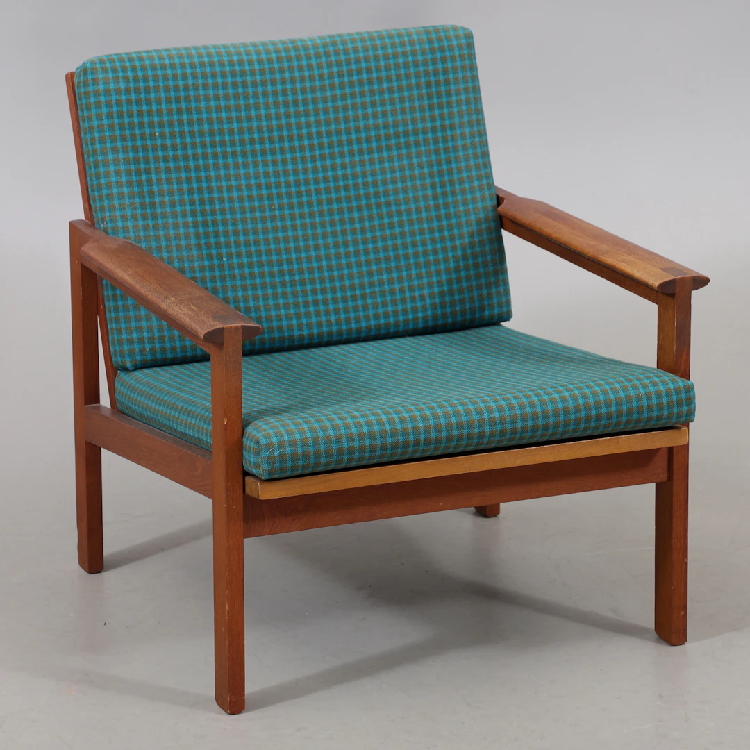 ILLUM WIKKELSØ. Karmstol, "Capella", teak, Danmark, 1960-tal.