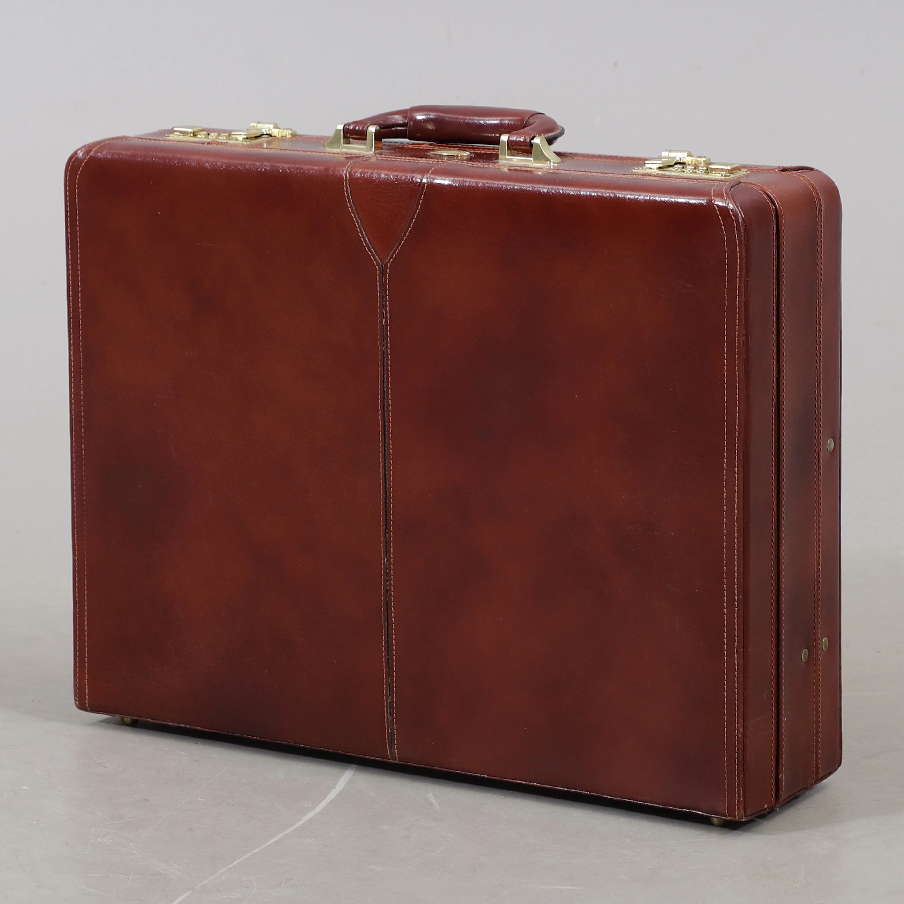 ATTACHÉPORTFÖLJ, skinn, Bon Goût, Danmark, 1900-talets andra hälft.