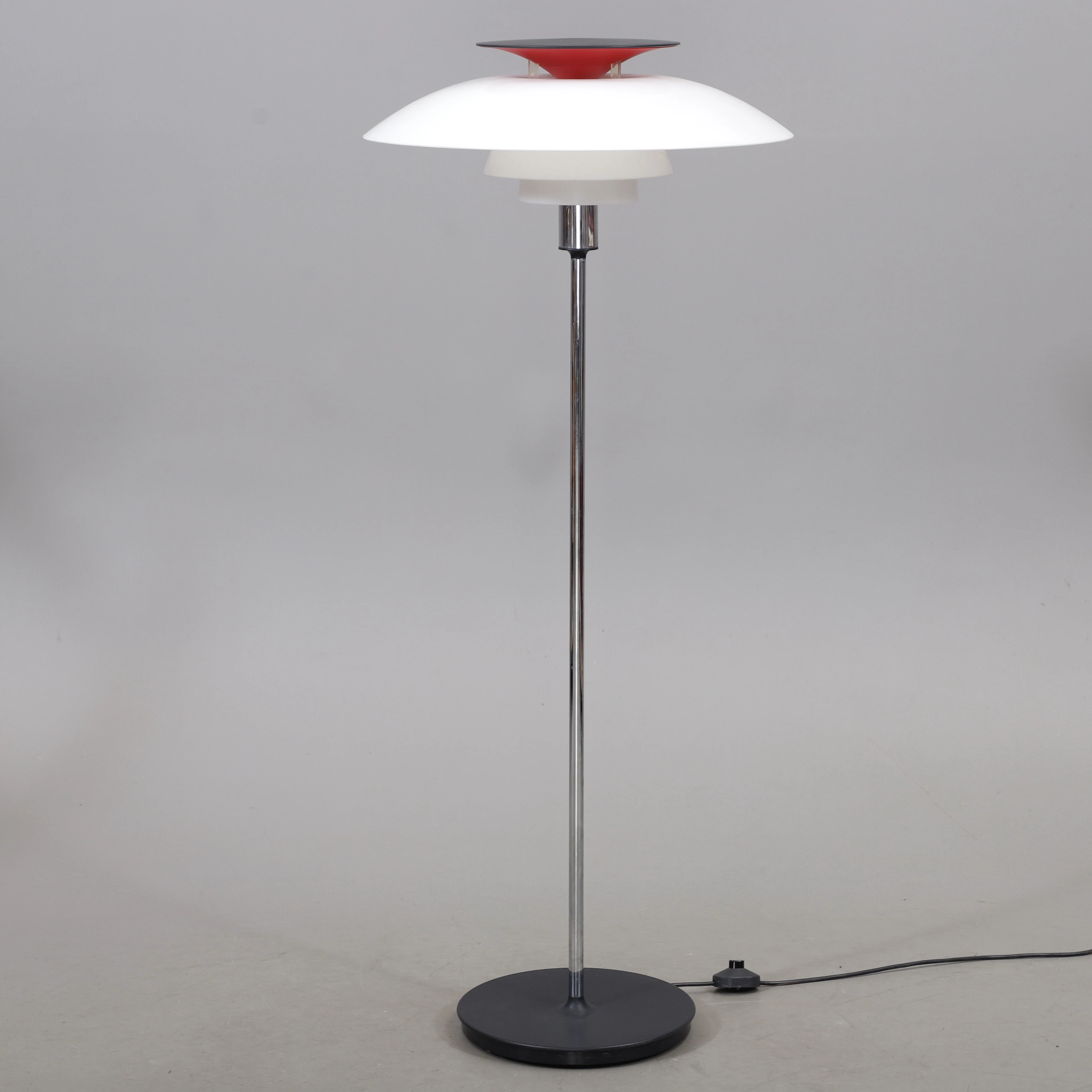 POUL HENNINGSEN. Golvlampa, "PH-80", Louis Poulsen, Danmark.