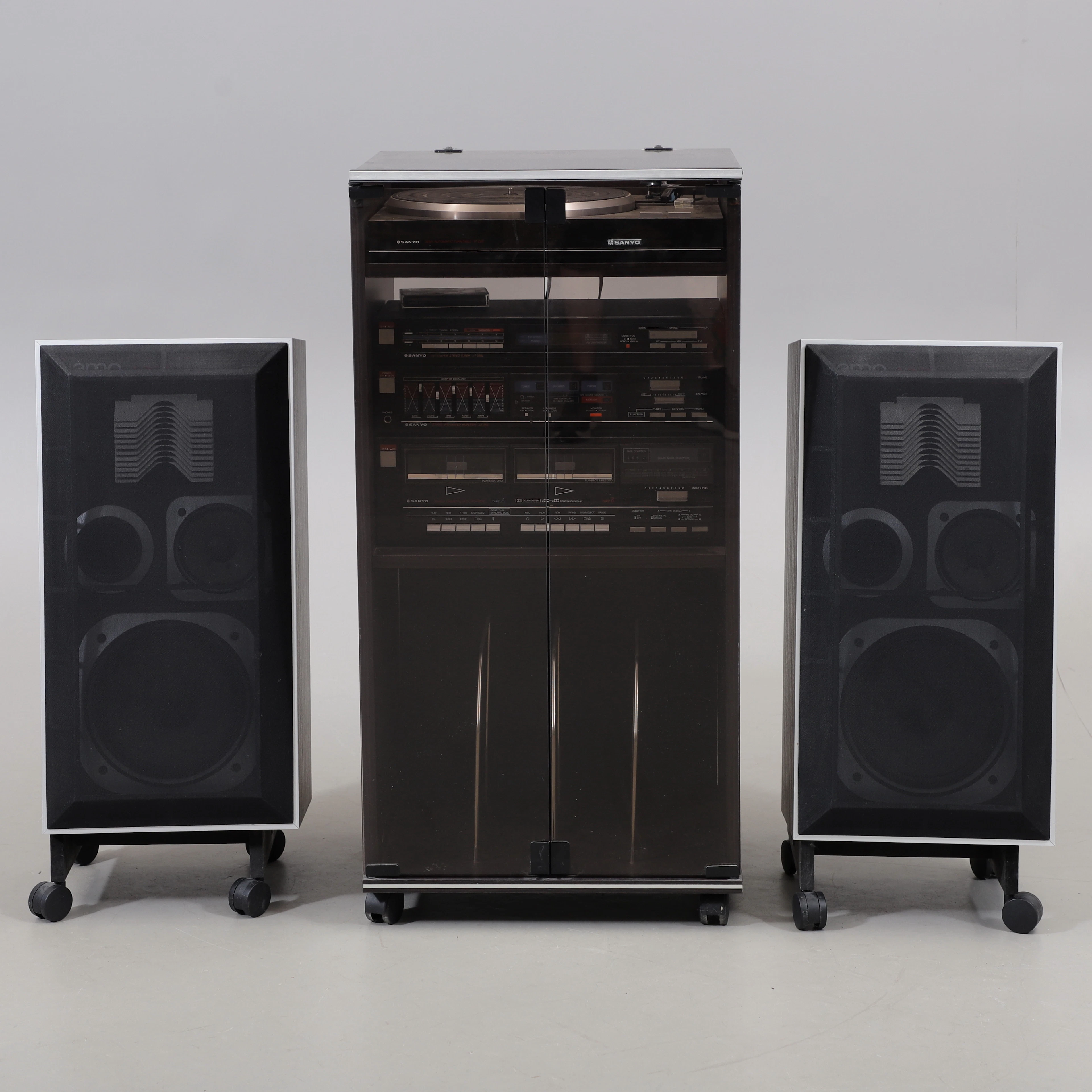 STEREO, 6 delar, Jamo J 360 och Sanyo.