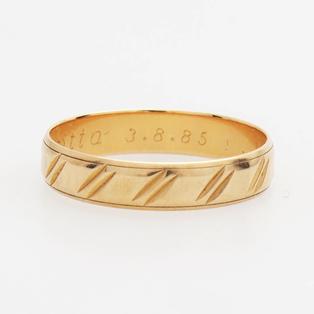 RING, guld 18k, vikt 3,20 gram.