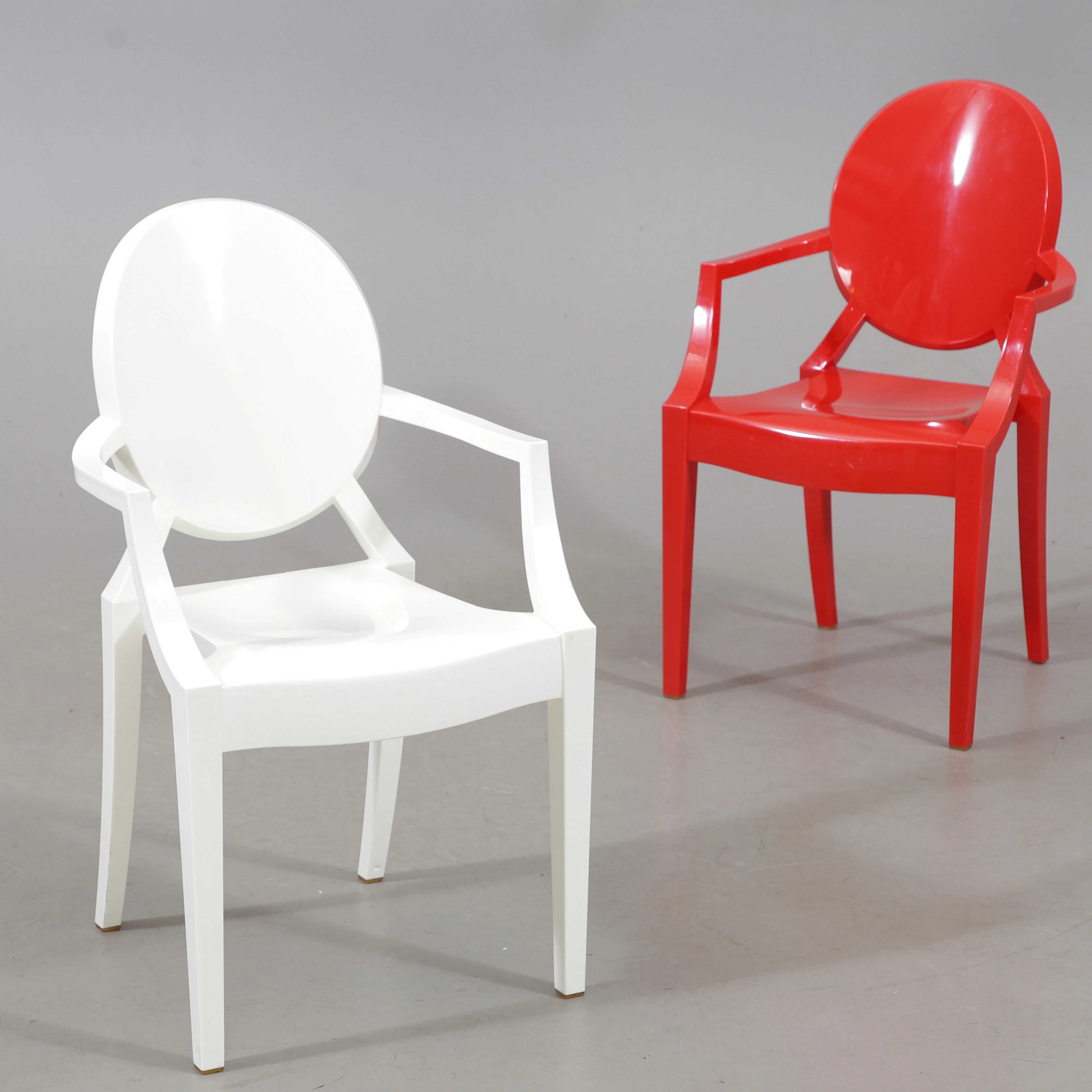 PHILIPPE STARCK. Barnstolar, ett par, plast, "Lou Lou Ghost", Kartell