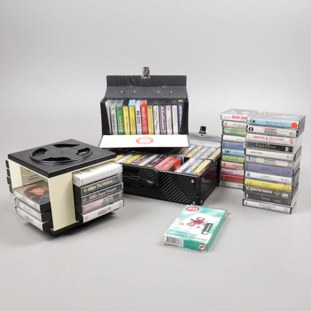 KASSETTSAMLING, ca 85 st, Abba , Carola, Gyllene tider , Herrey´s, mm.