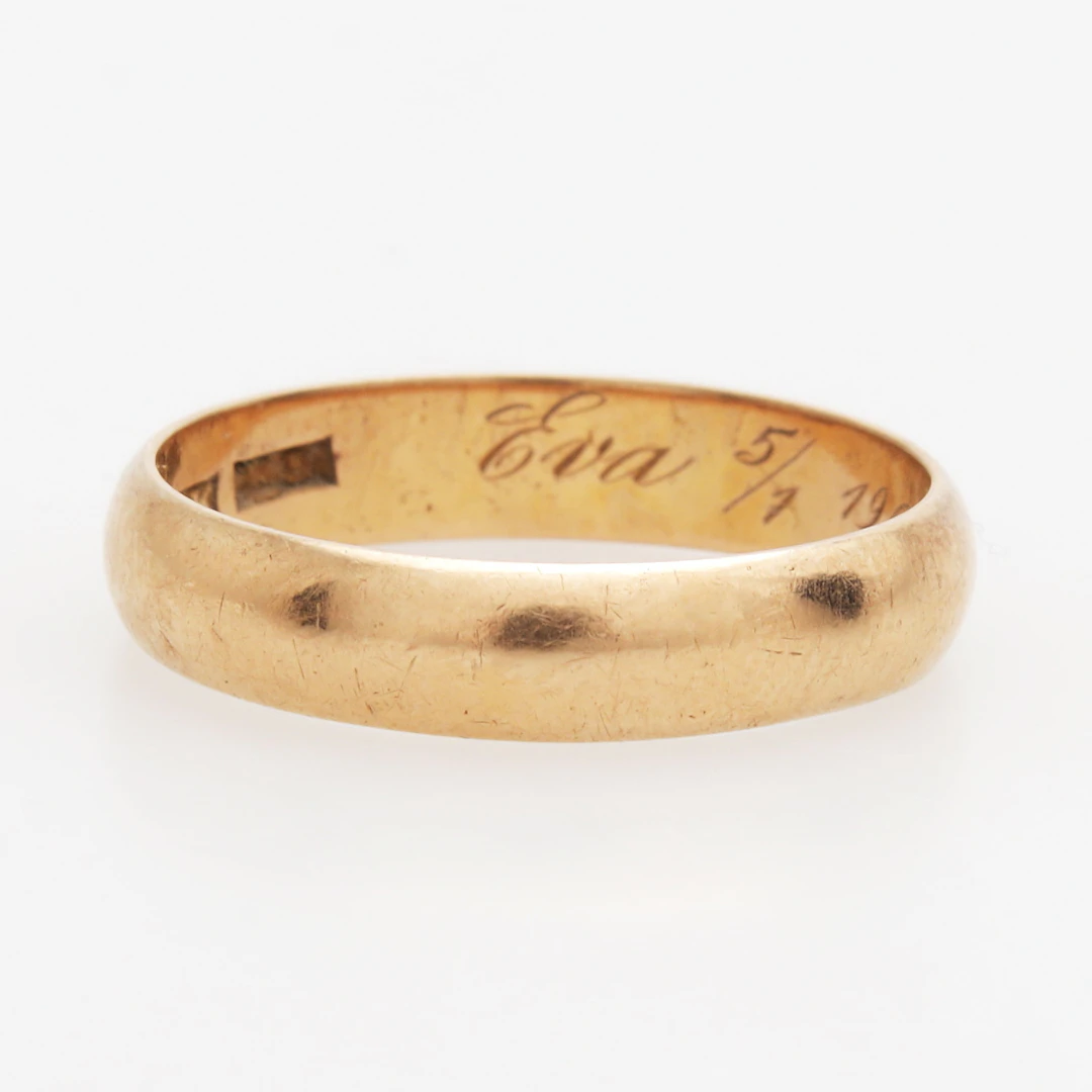 RING, guld 18k, vikt 4,63 gram.