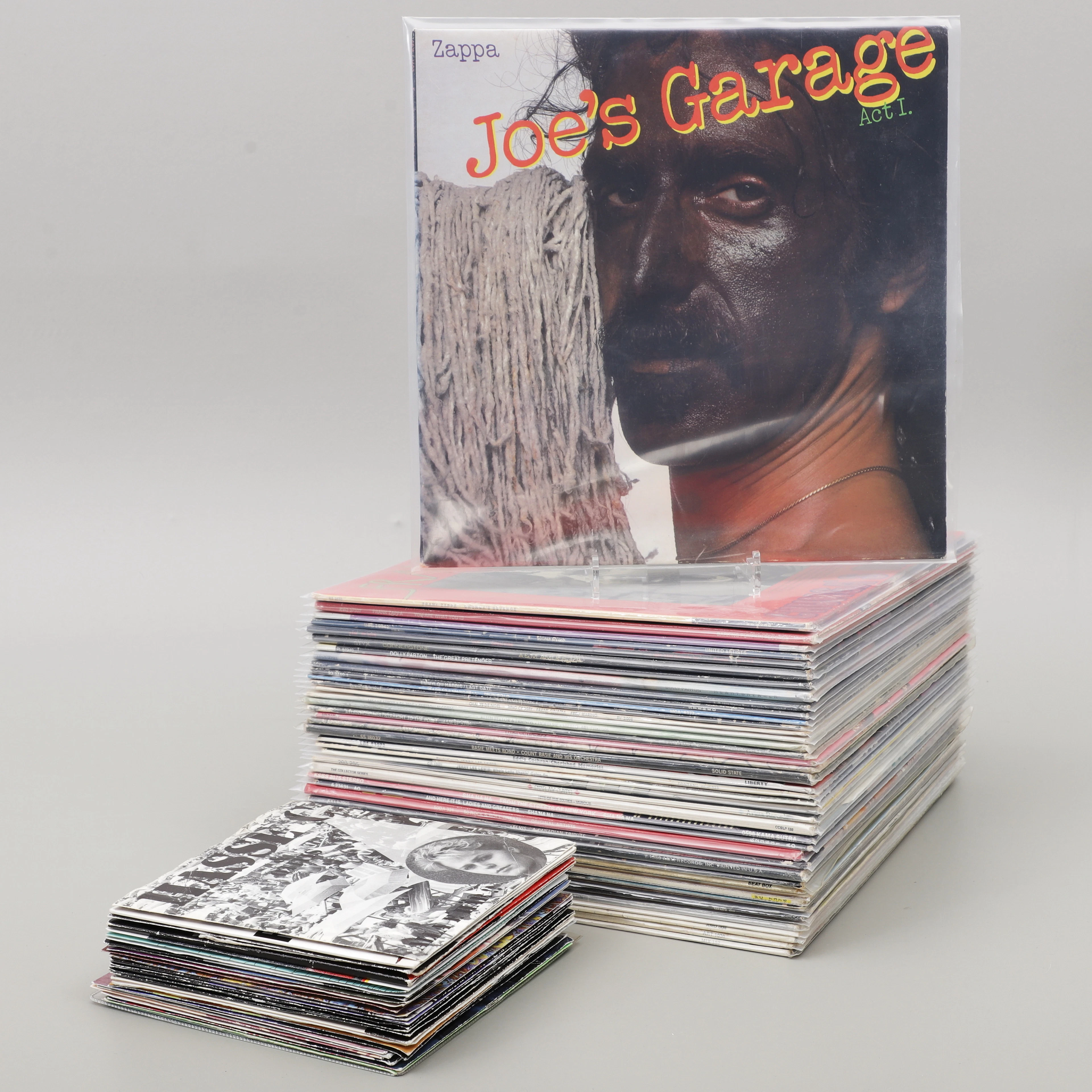 VINYLSKIVOR, ca 70 st LP-skivor och singlar.